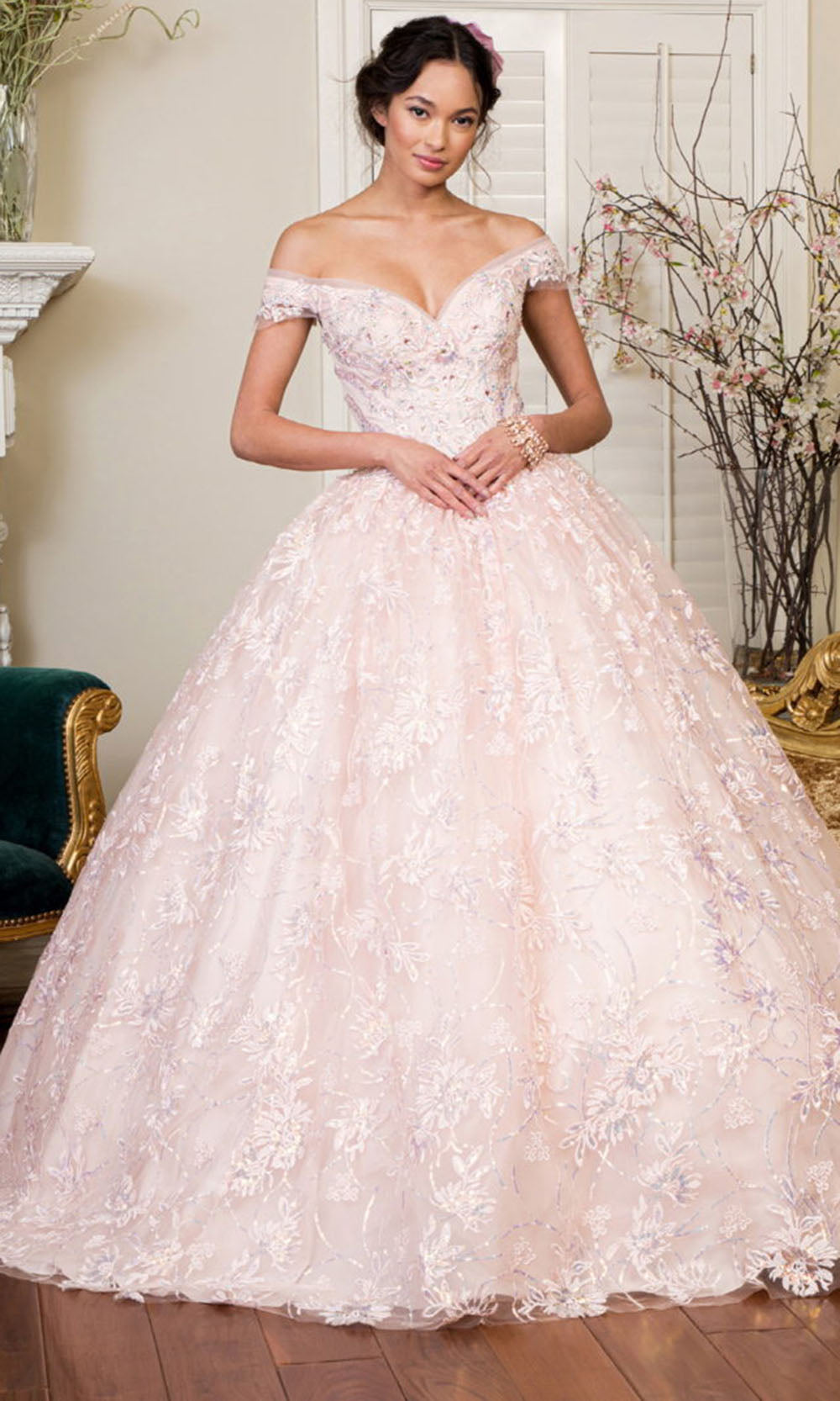 Fashionnob - Elizabeth K GL1942