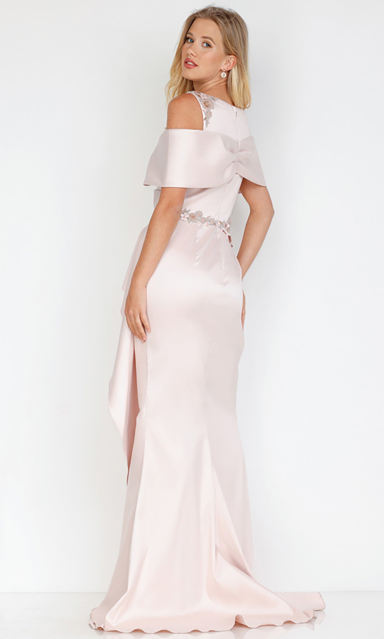 Fashionnob - Terani Couture 231M0471