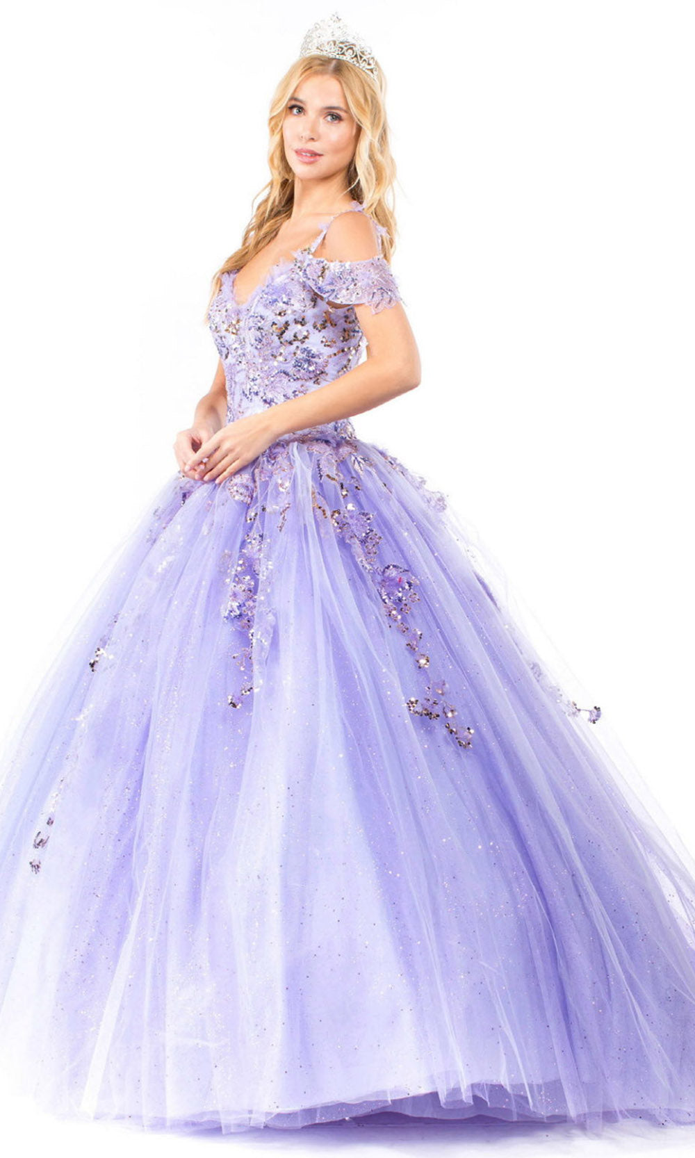 Fashionnob - Elizabeth K GL1969