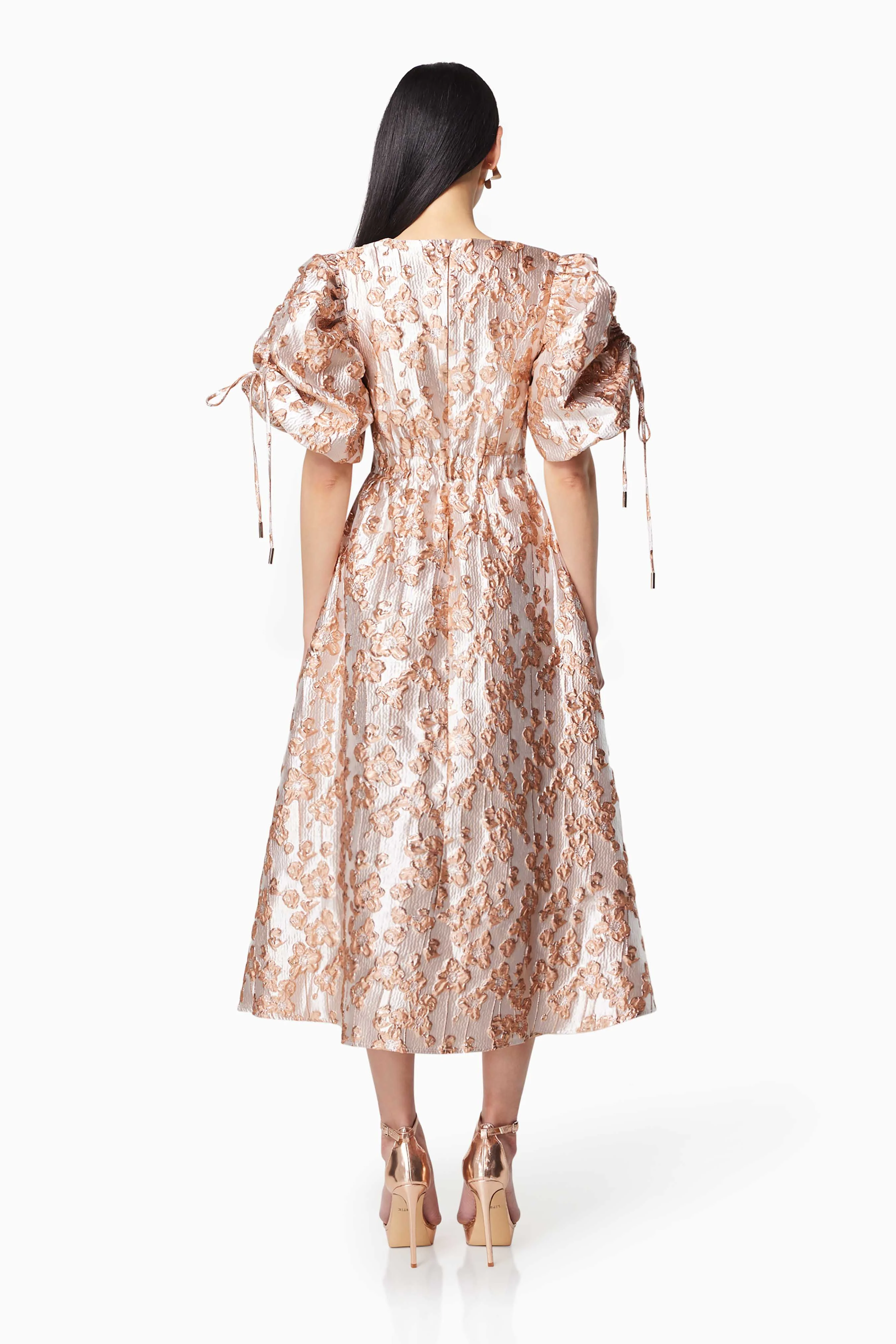 Mystique Short Puffed Metallic Midi Dress In Pink