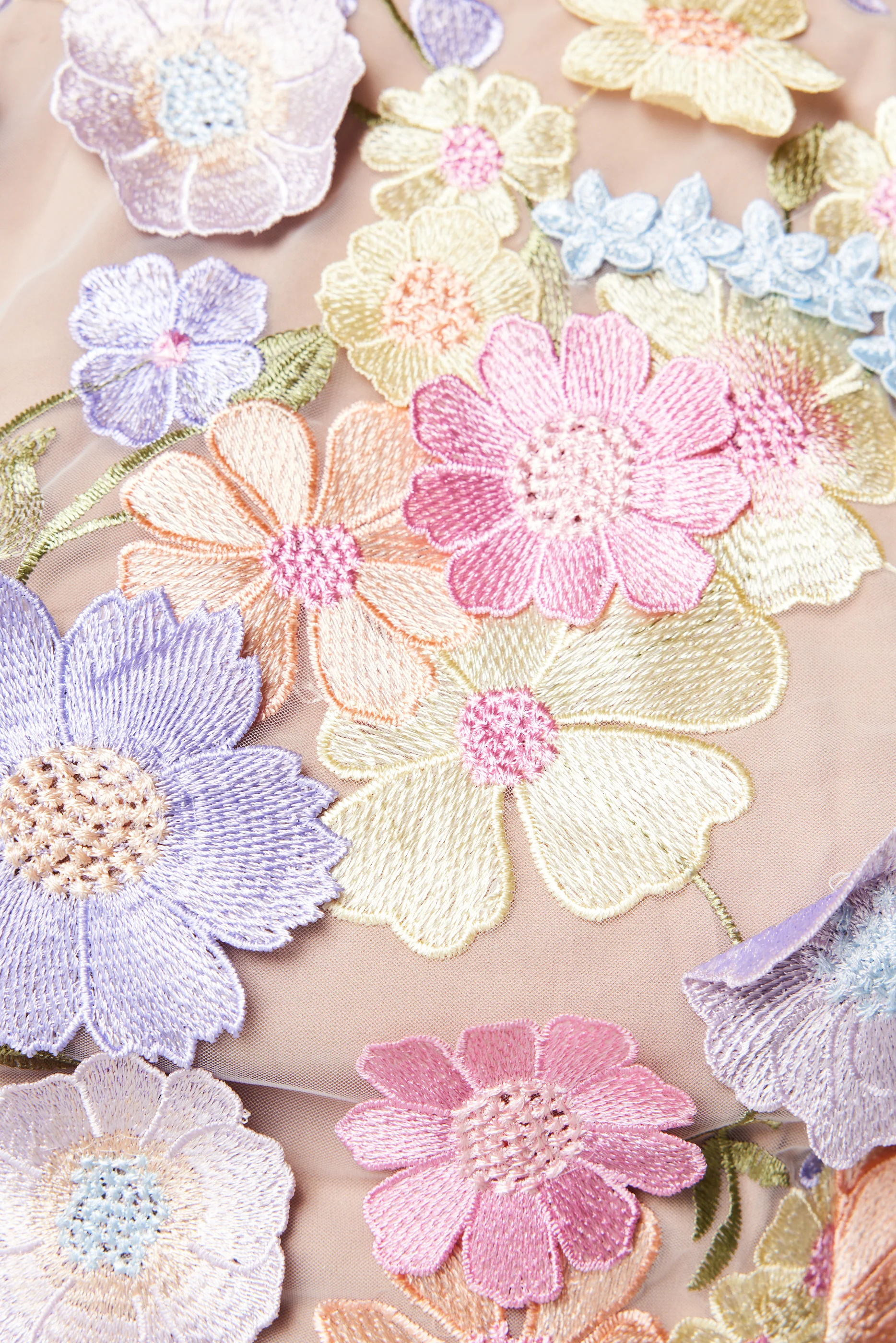 Avalynn 3D Lace Mini Set In Purple