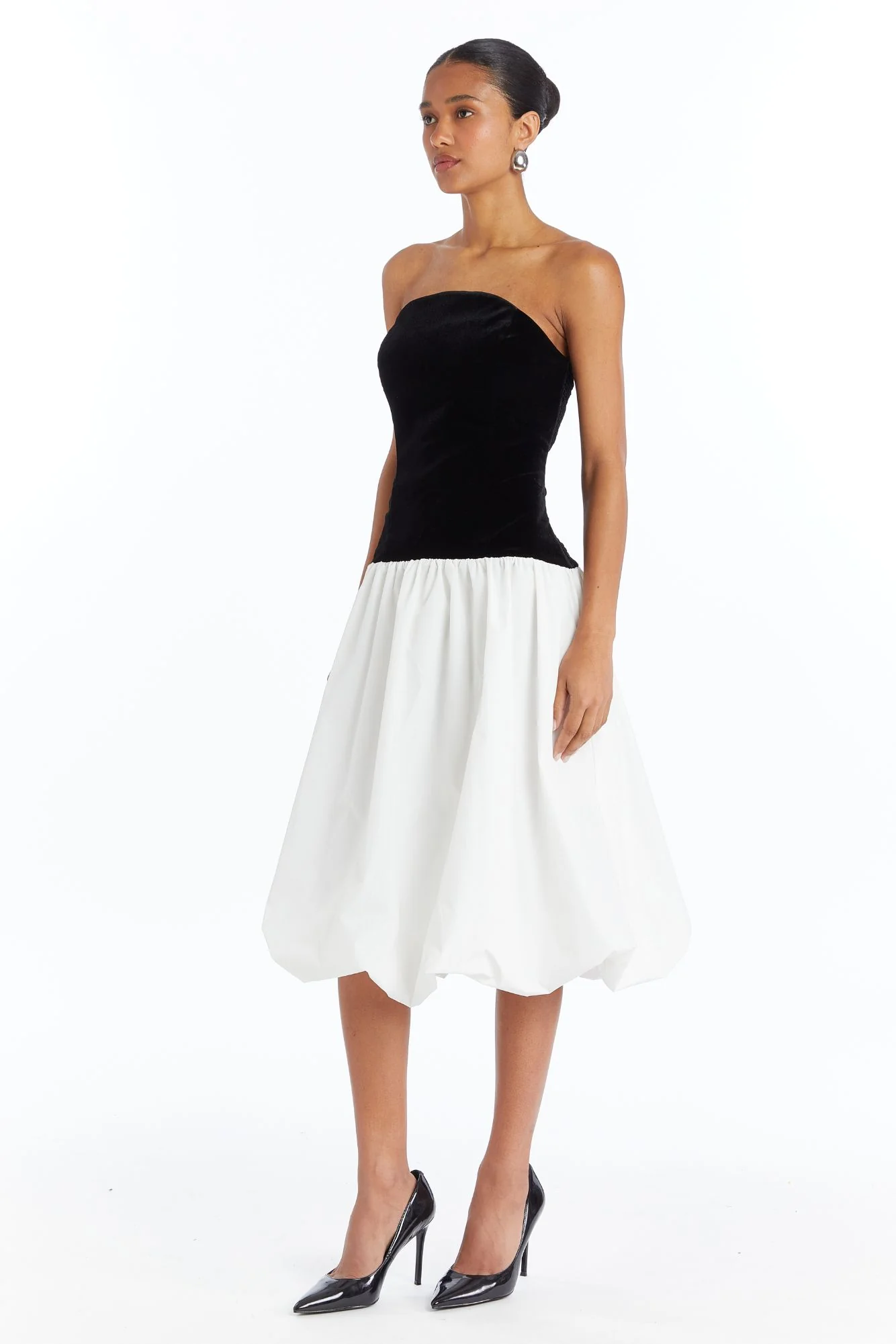 Kerry Arrived In Style Strapless Midi Dress