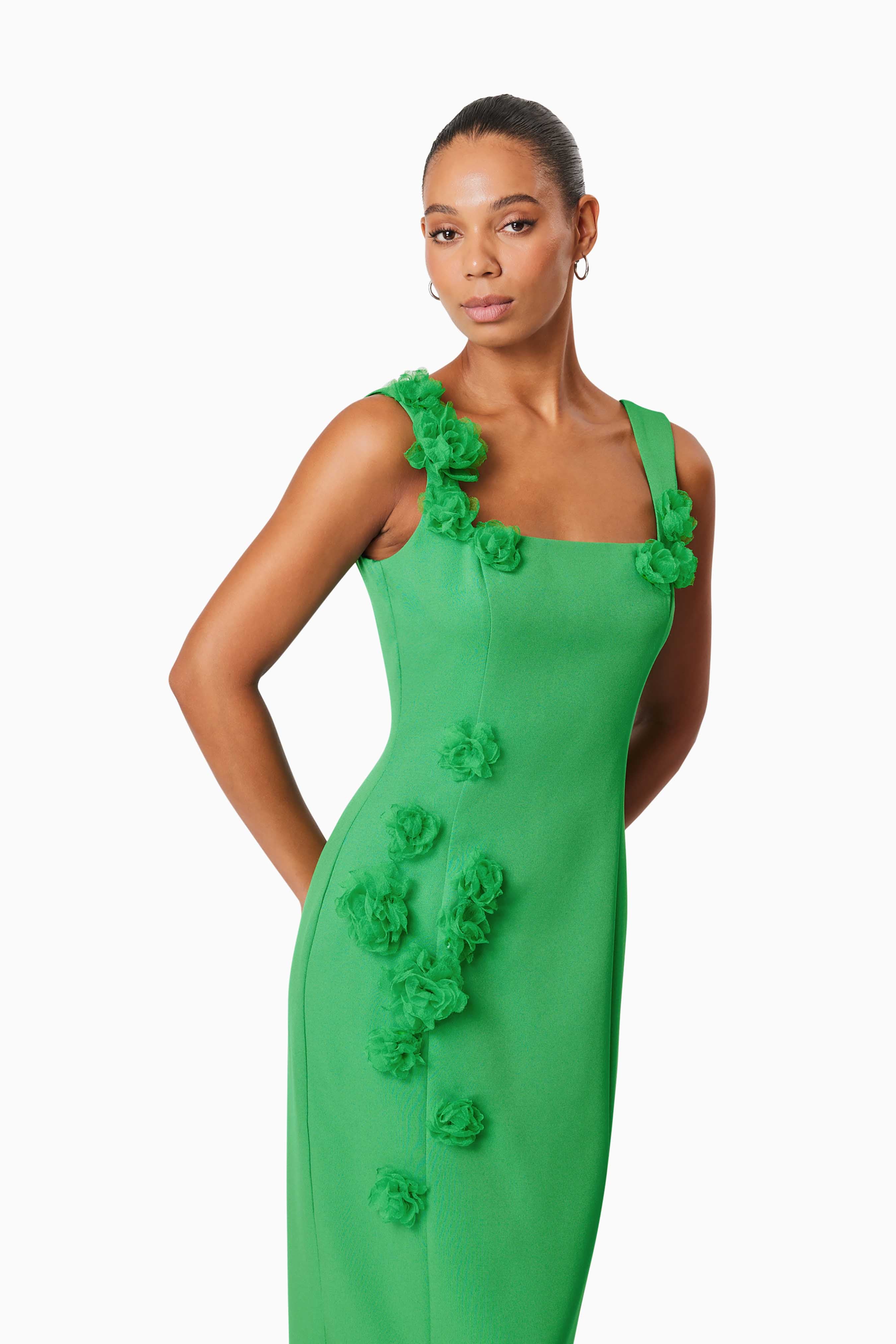 Valeria Eventwear Midi Dress In Green