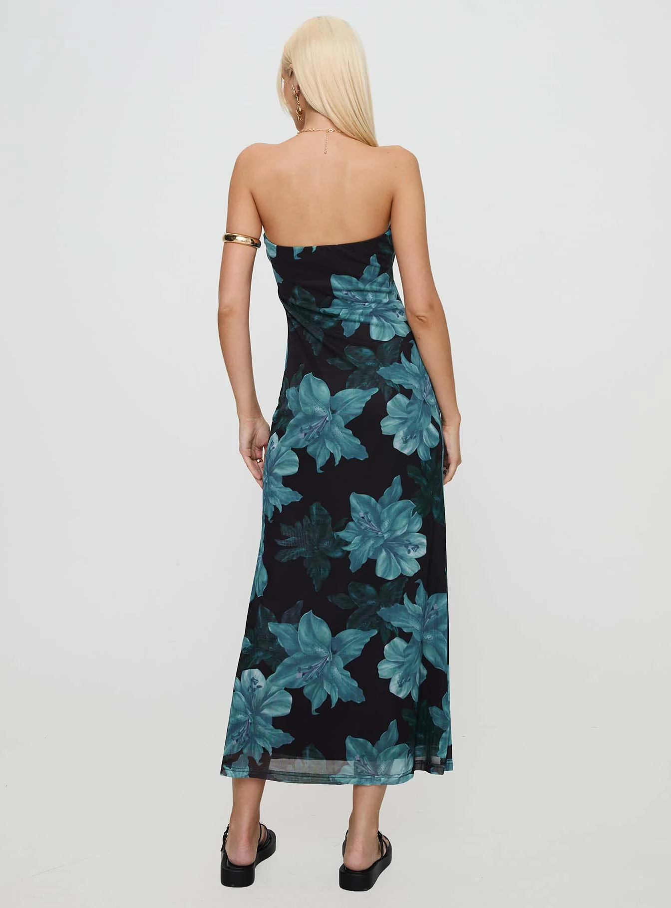 Celik Maxi Dress Black / Blue Floral