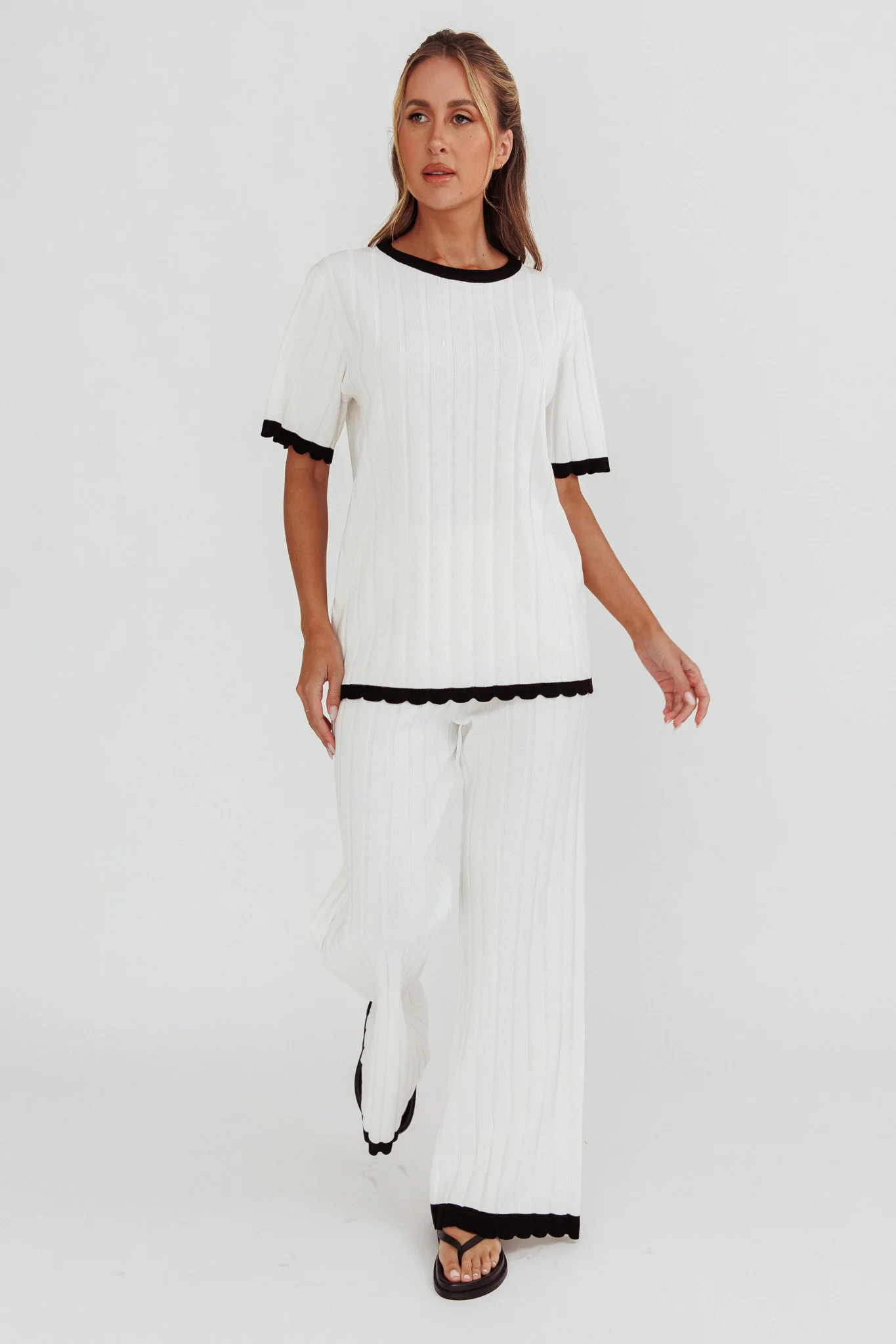 Liloh Contrast Trim Ribbed Knit Top White