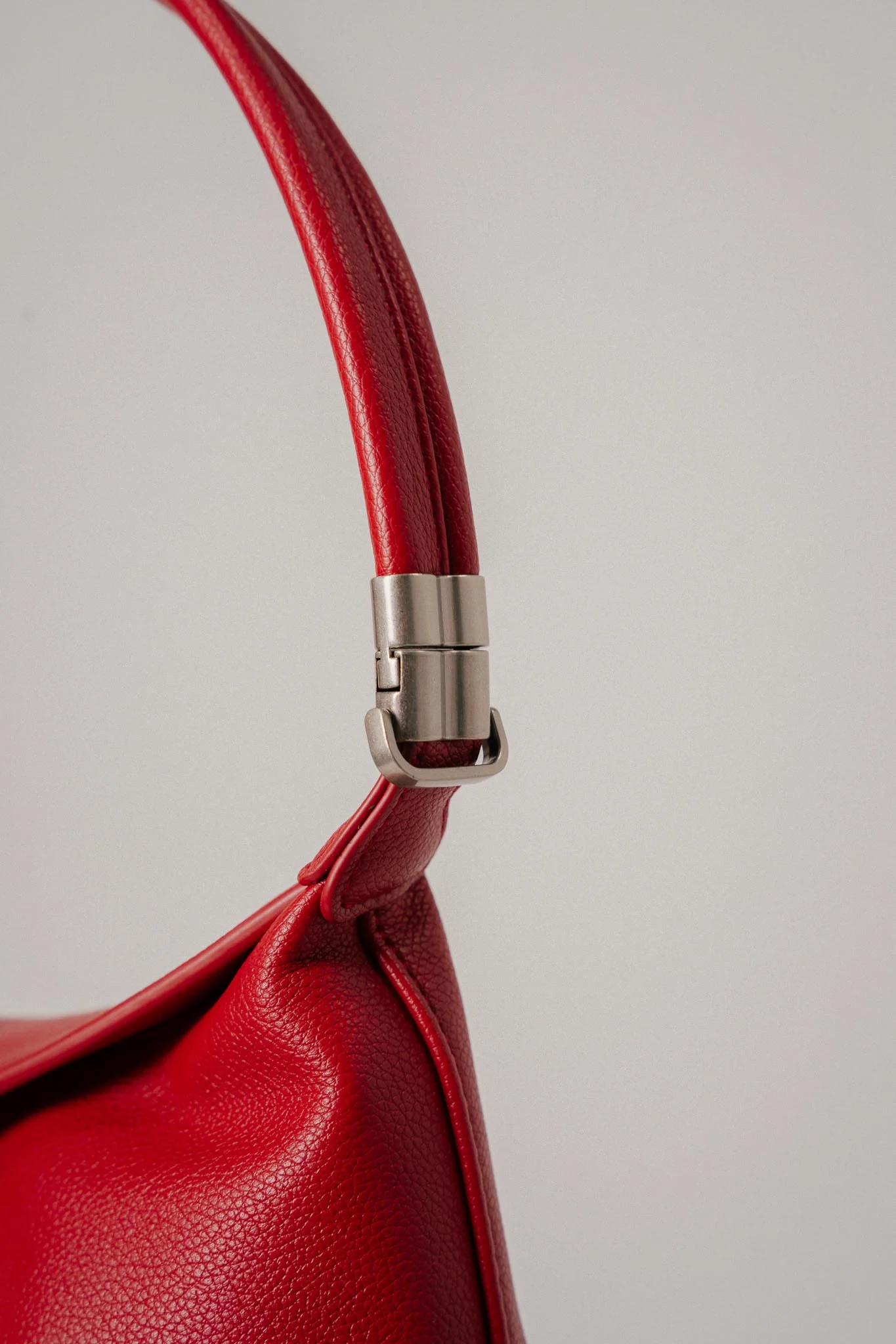 TEN TONES Aurelia Hobo Bag Red