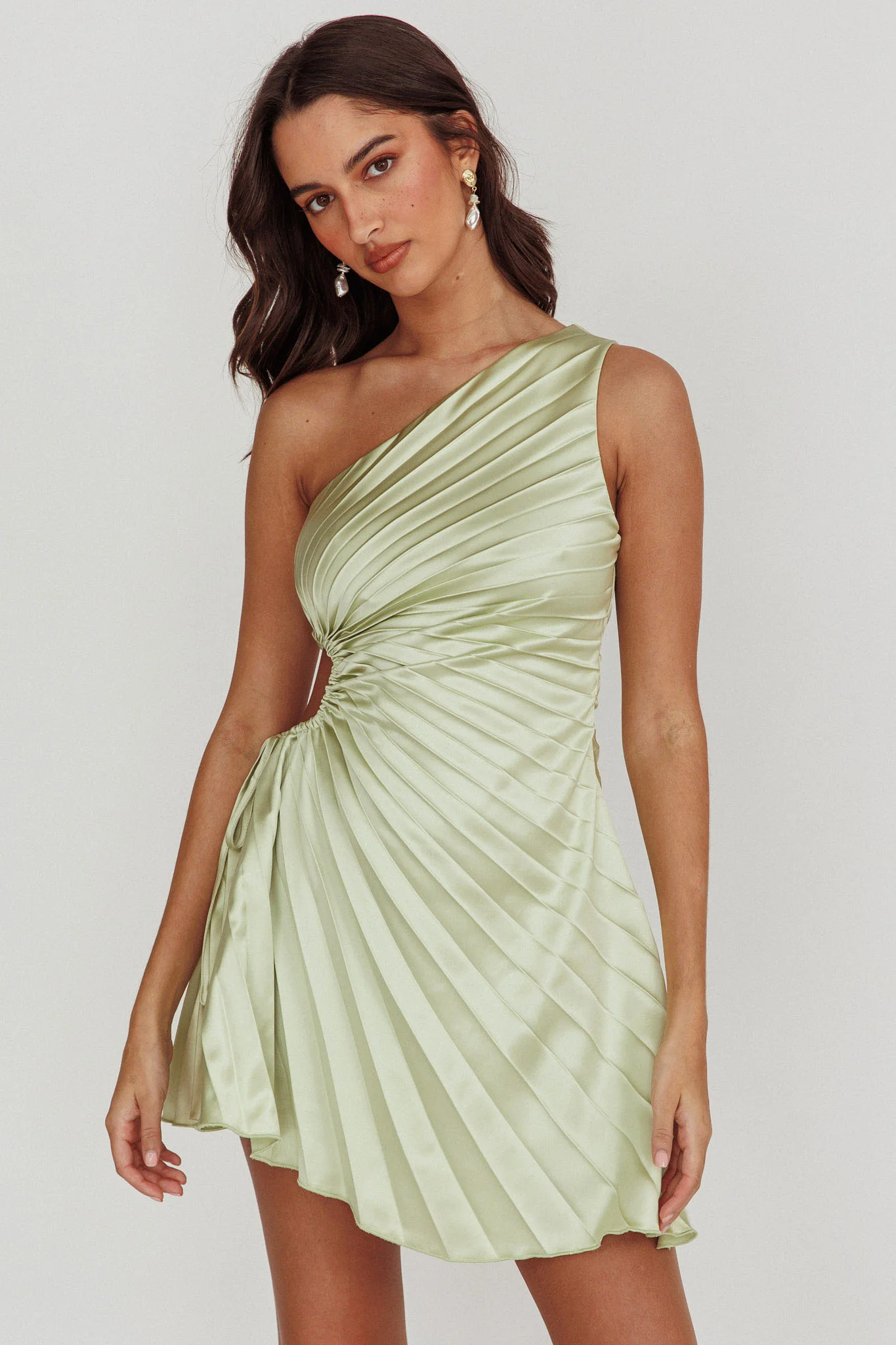 Glow Ray One-Shoulder Pleat Dress Apple