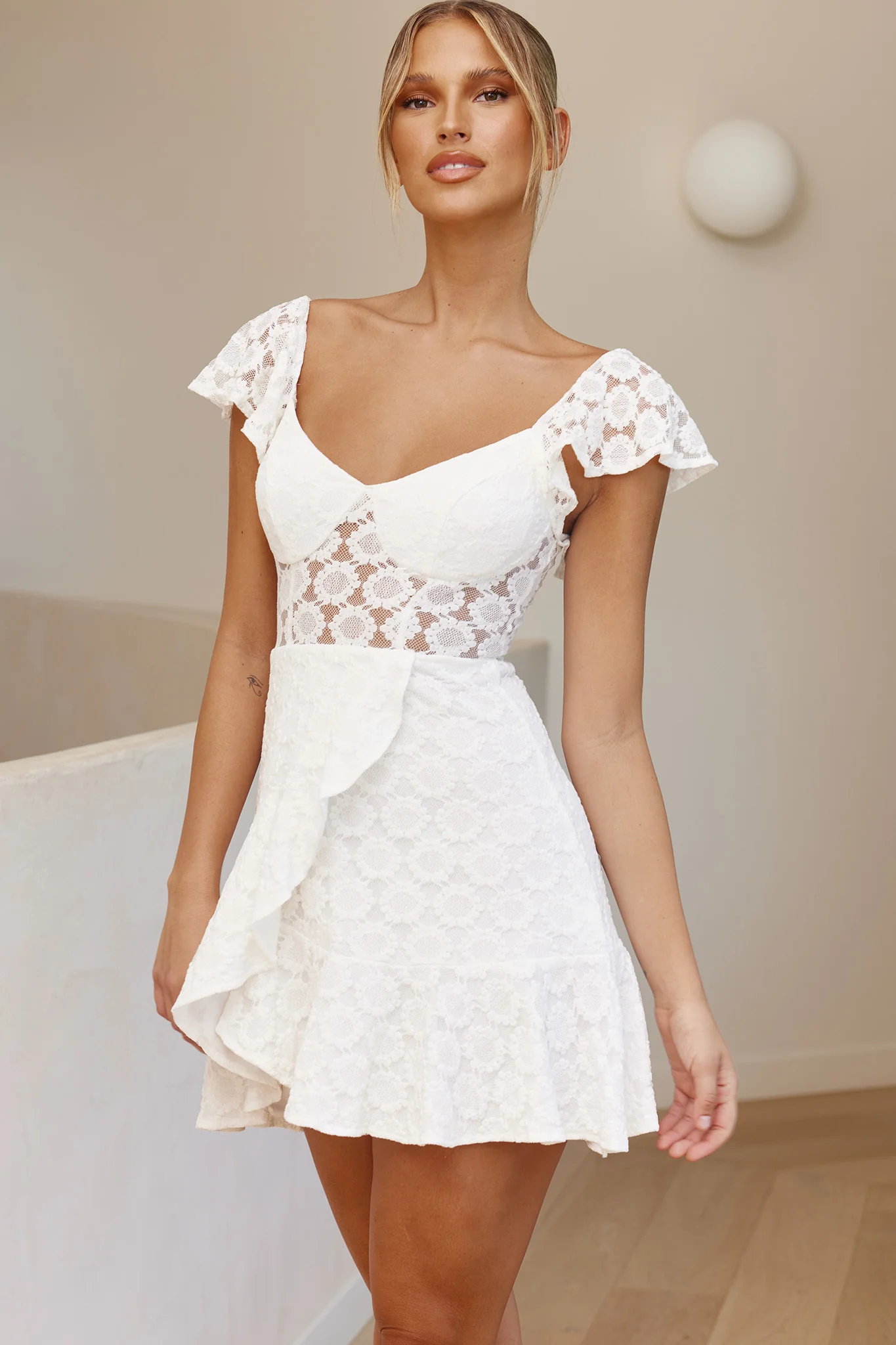 Secret Crush Flutter Sleeve Floral Lace Ruffle Hem Dress White