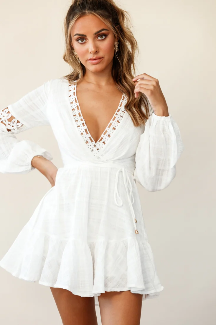 Chloye Long Balloon Sleeve Lace-Up Back Dress White
