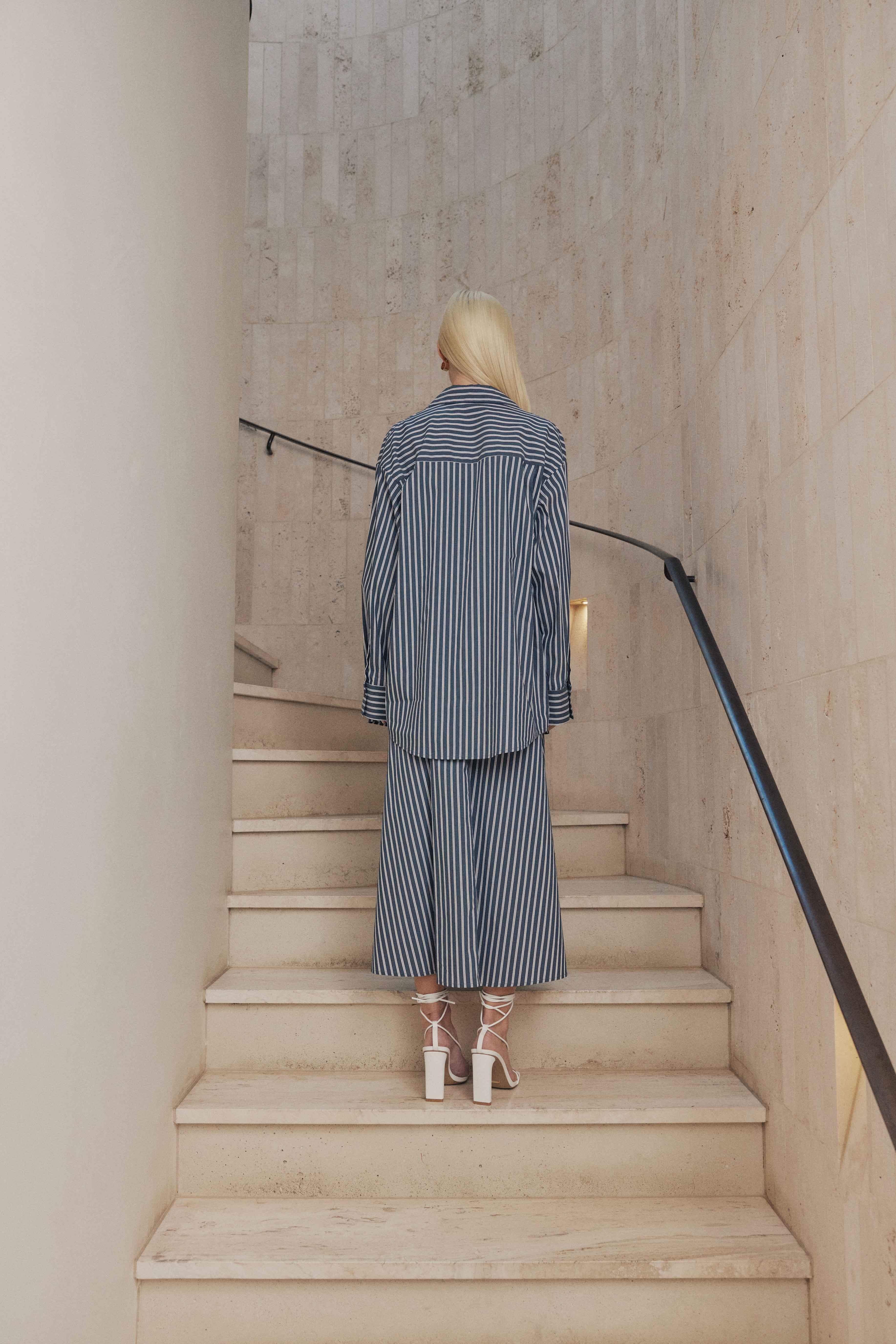 CURAAE Perry Oversized Button up Shirt in Navy Stripe