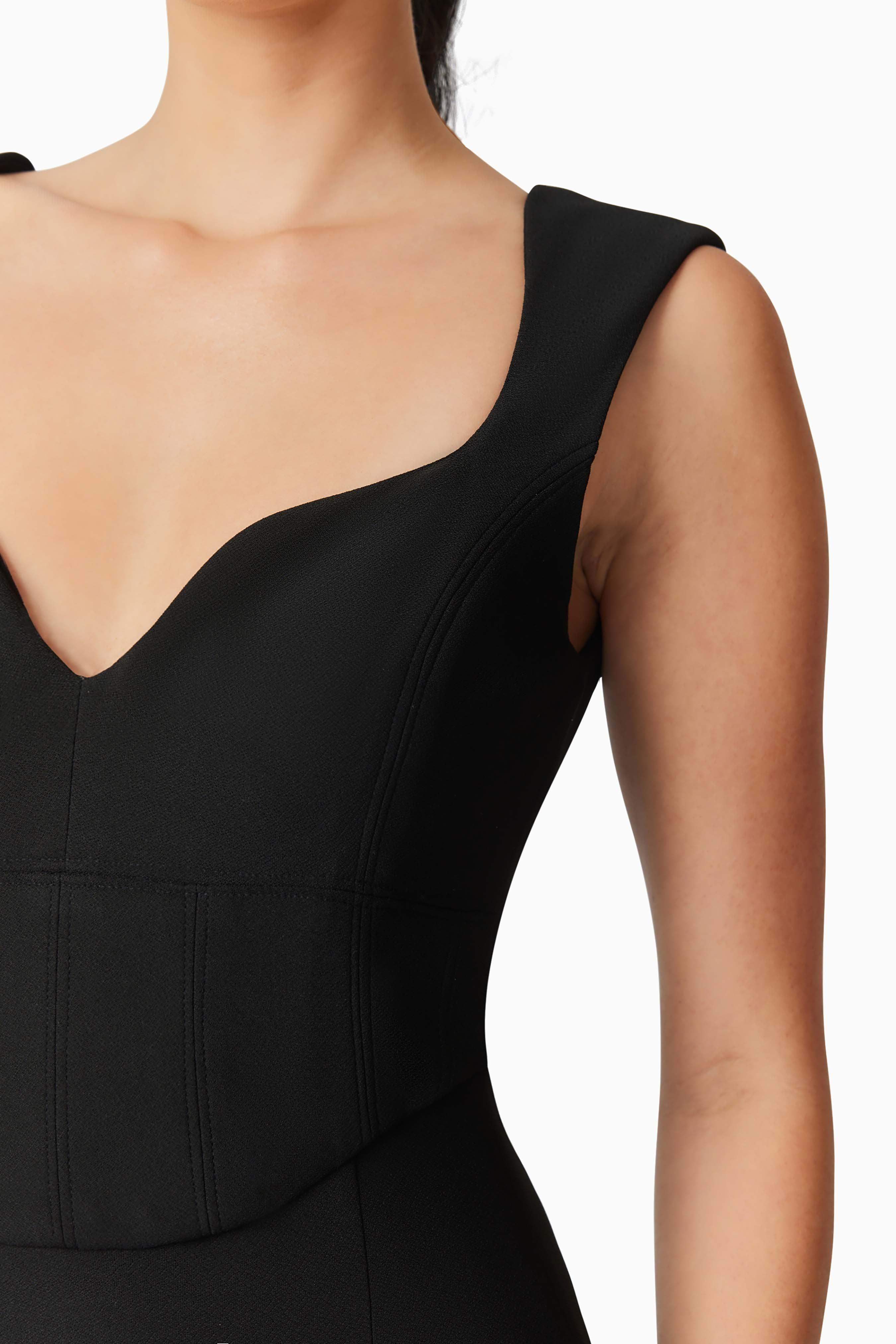 Gia Fitted Gown in Black