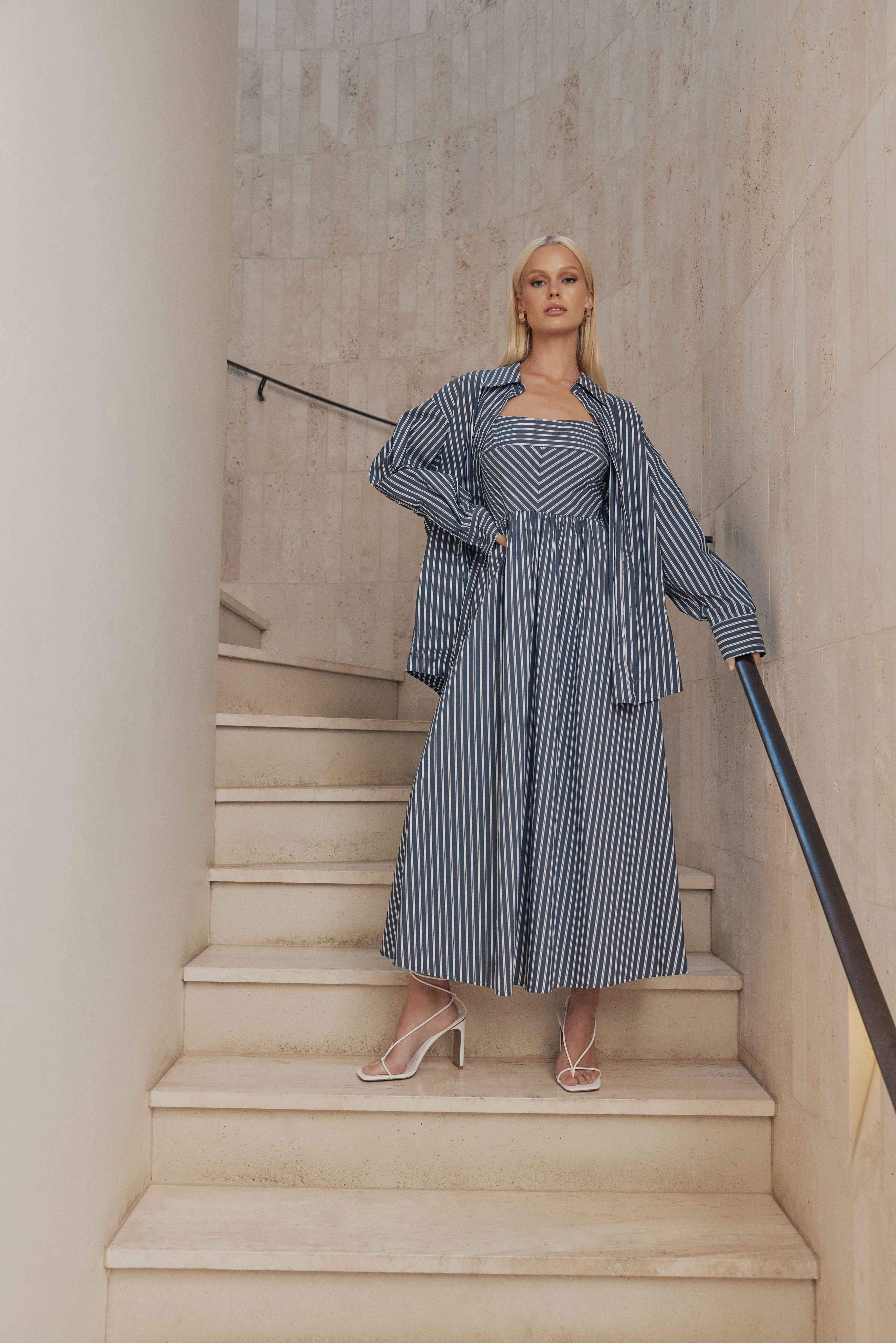 CURAAE Perry Oversized Button up Shirt in Navy Stripe