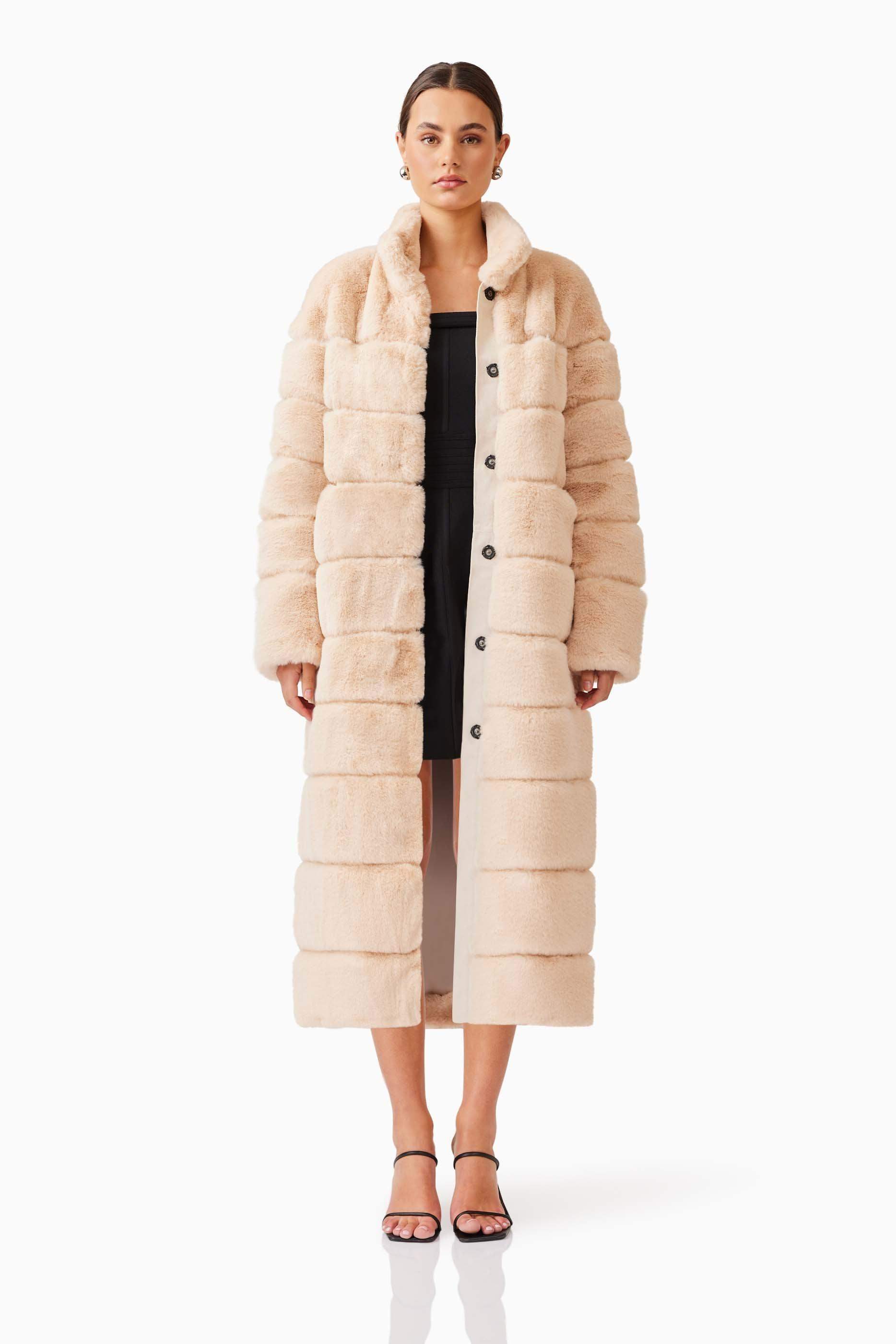 Daphne Coat in Beige