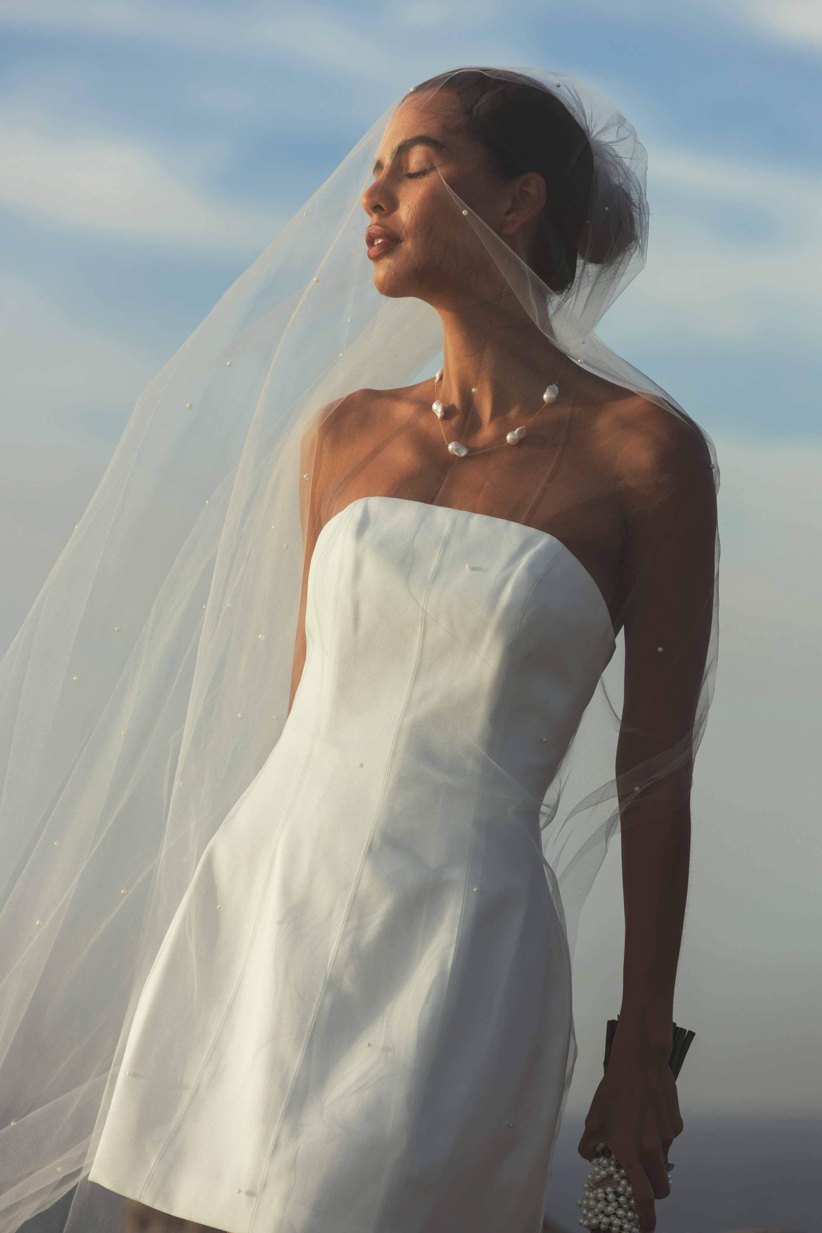 Geranium Strapless Party Dress In White