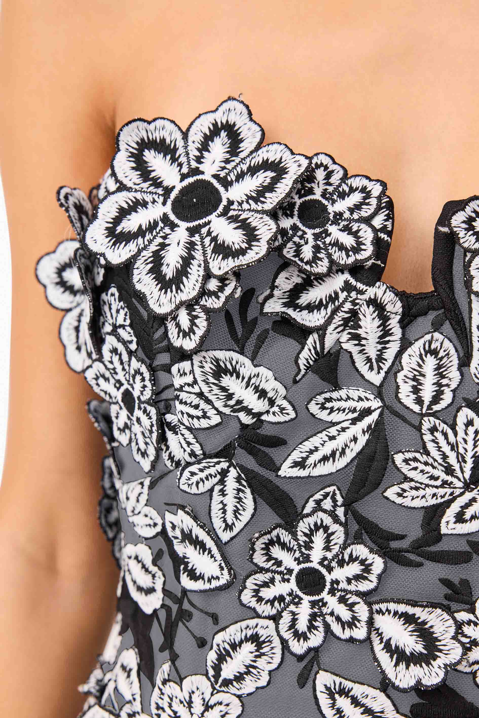 Roseate Strapless Midi Dress in Black