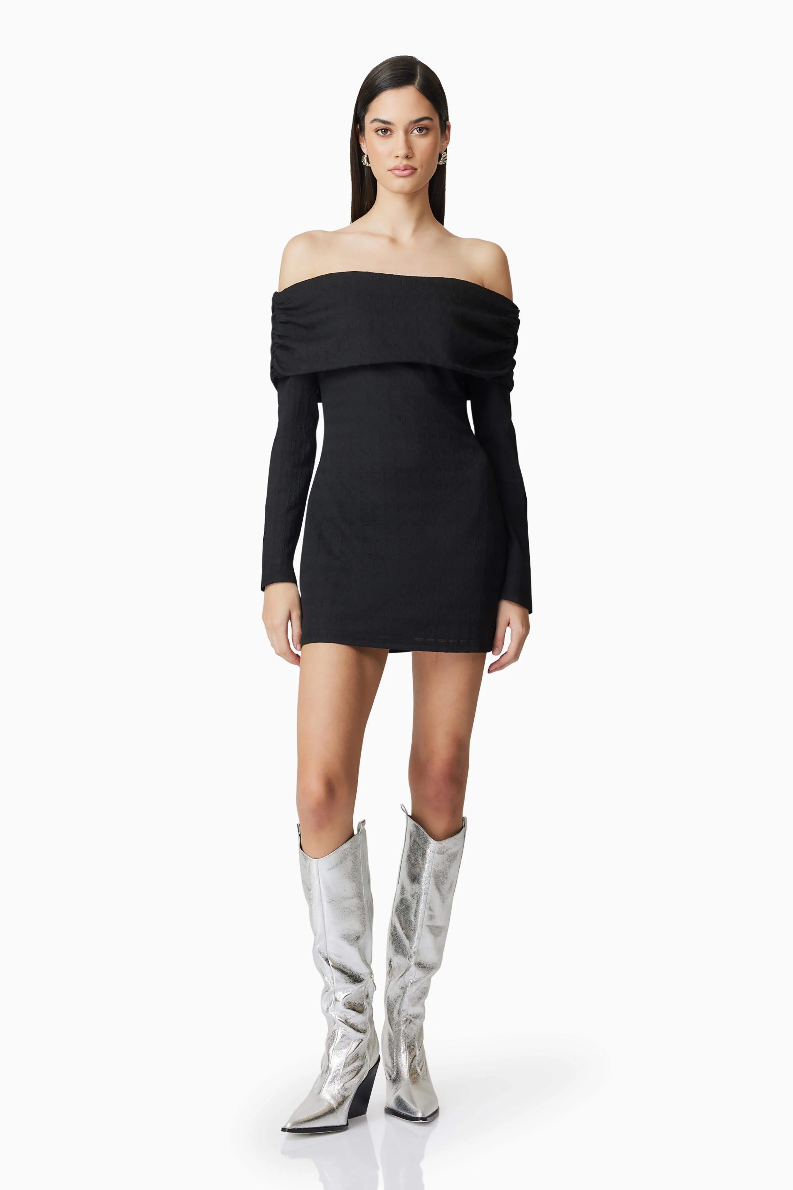 CURAAE Ari Off The Shoulder Mini Dress In Black