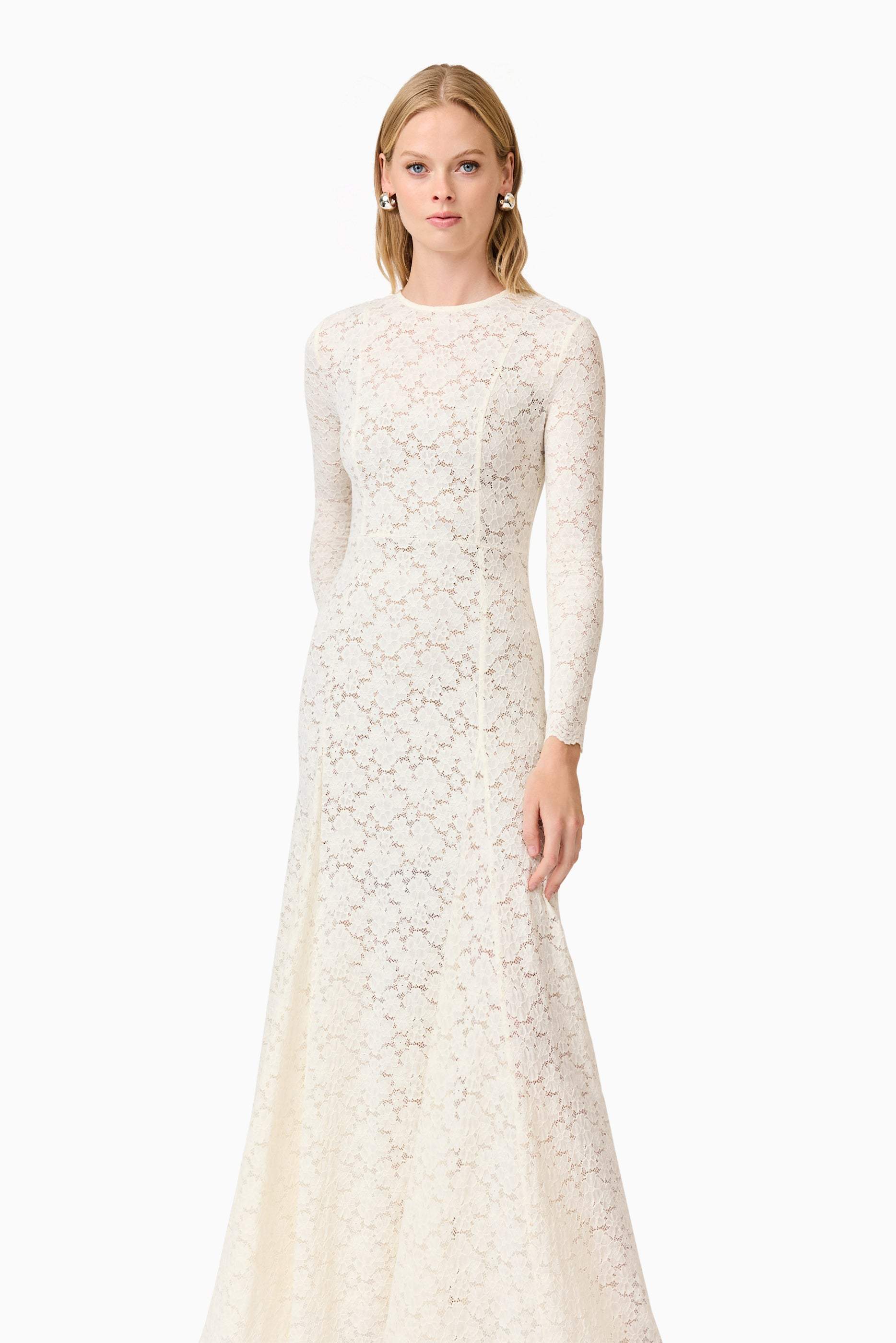 CURAAE Kira Stretch Lace Maxi Dress In White