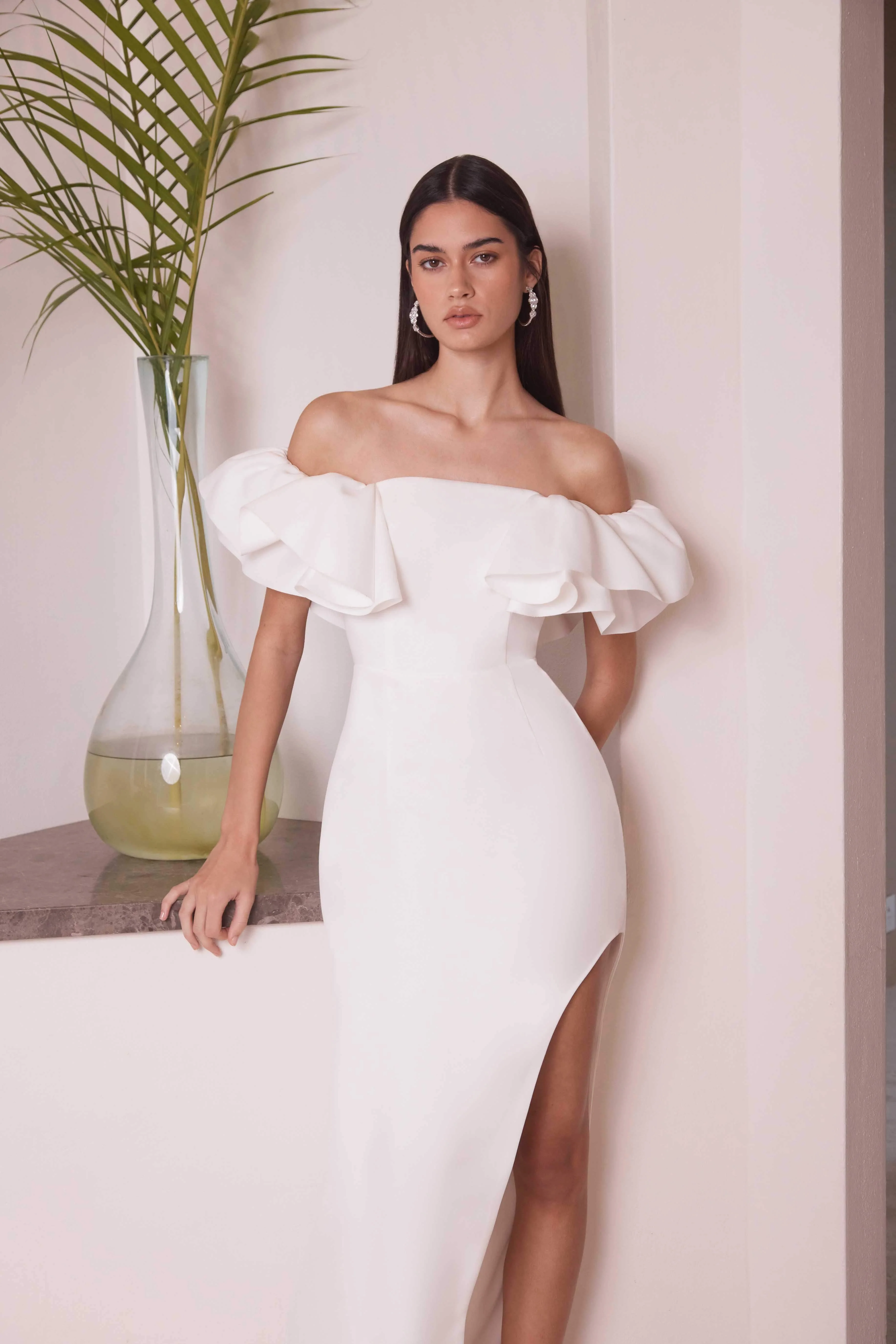 Geranium Hilo Off the Shoulder Dress in White