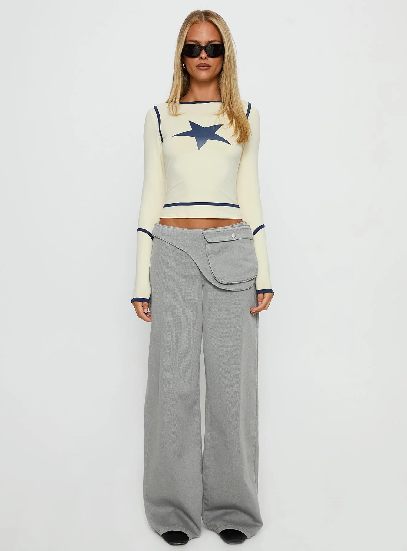 Starshot Long Sleeve Graphic Top Cream