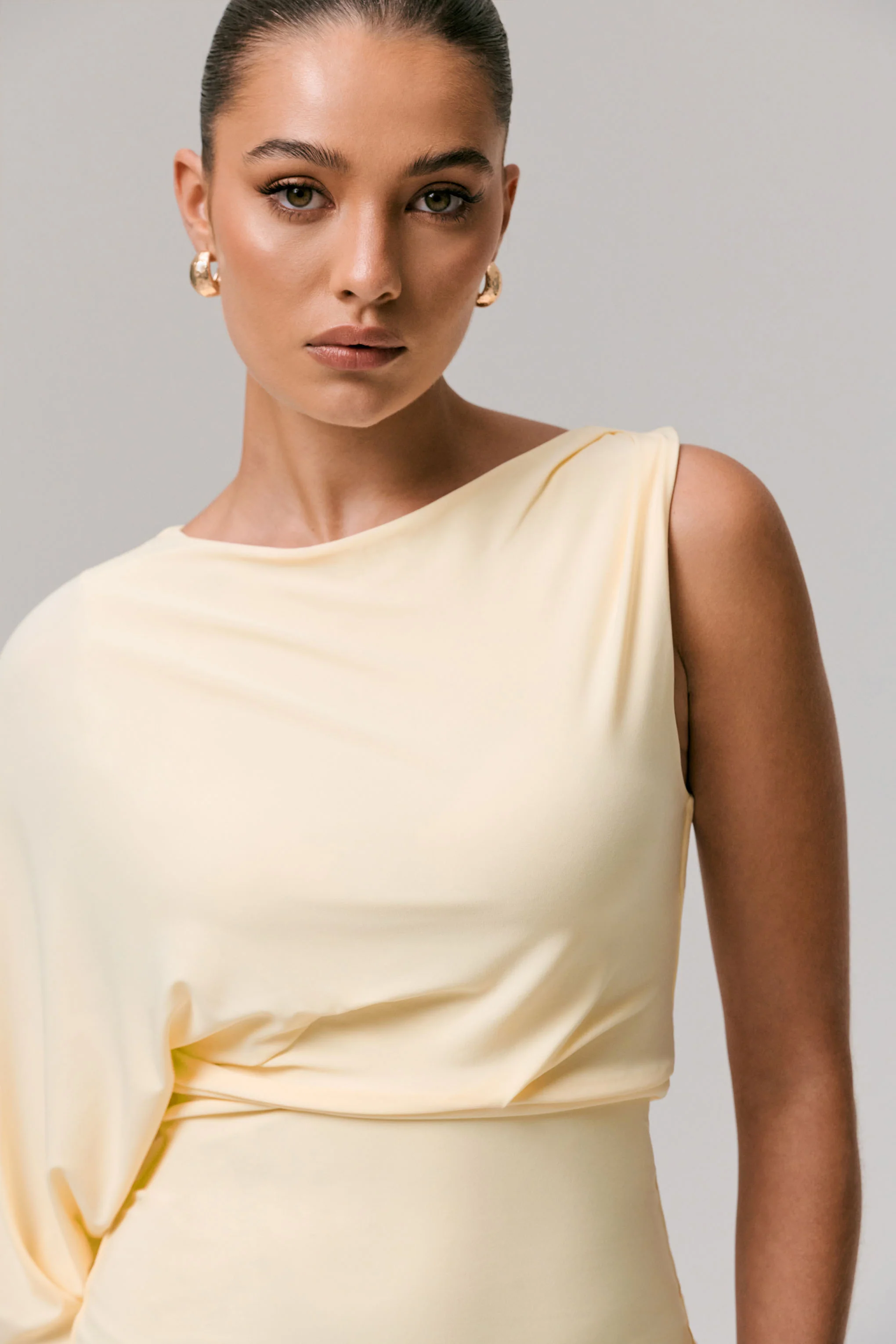 Delia | Pale Lemon One-Sleeve Mini Dress