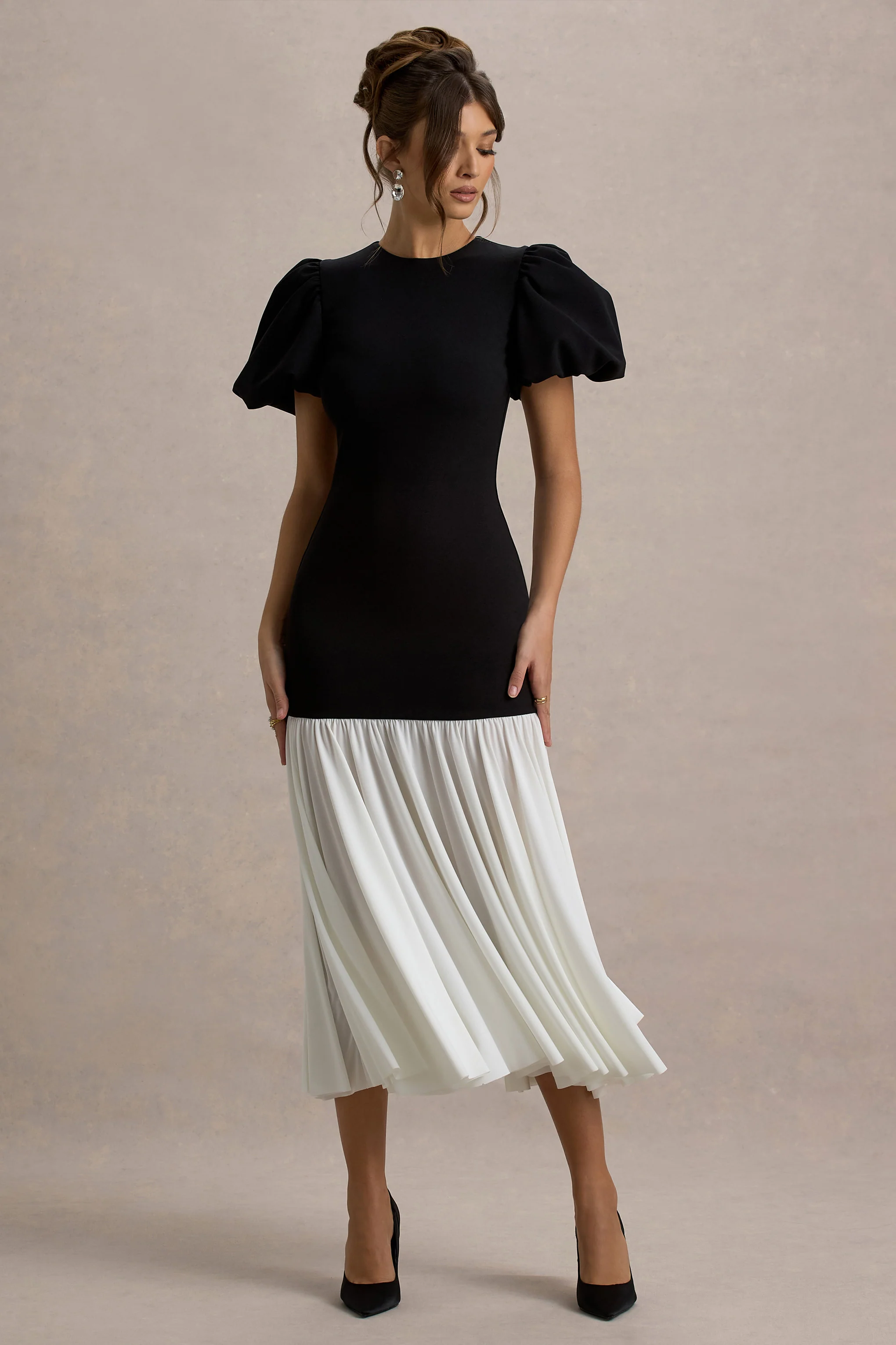 Cinzia | Black & White Puff-Sleeve Volume-Hem Midi Dress