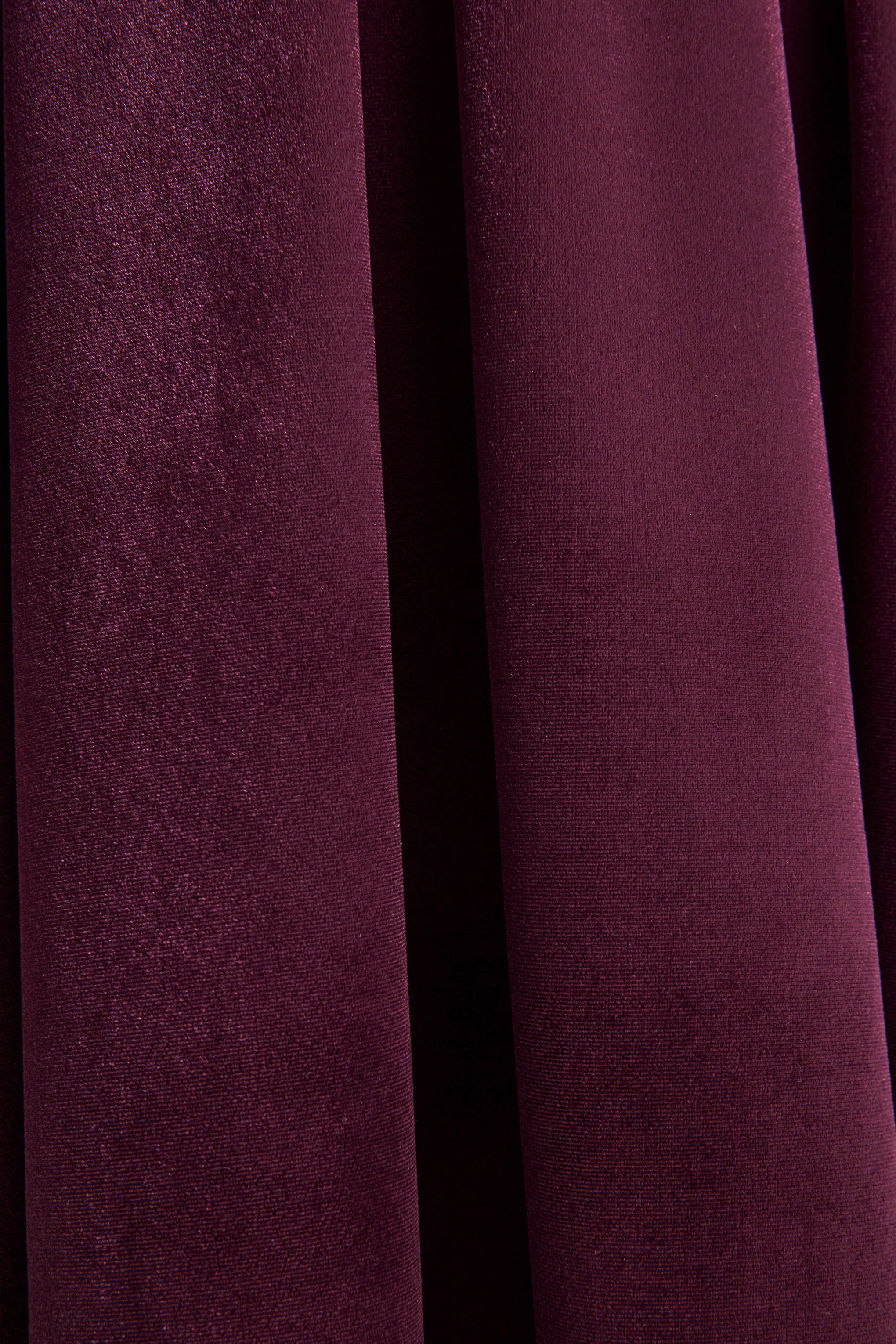 Seraphic | Burgundy Velvet Puff-Sleeve Midi Dress