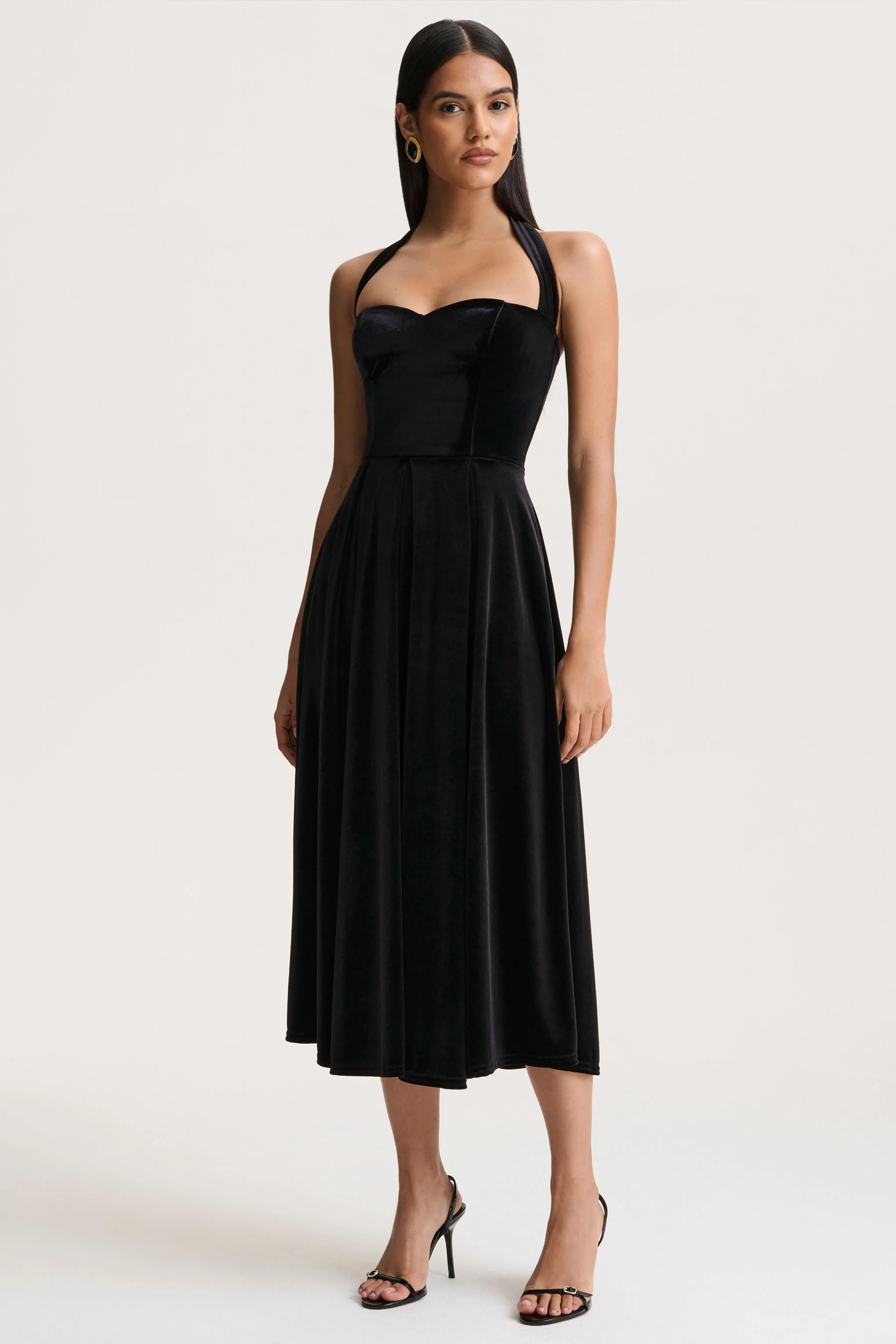Esmeray | Black Velvet Sweetheart-Neck Midi Dress