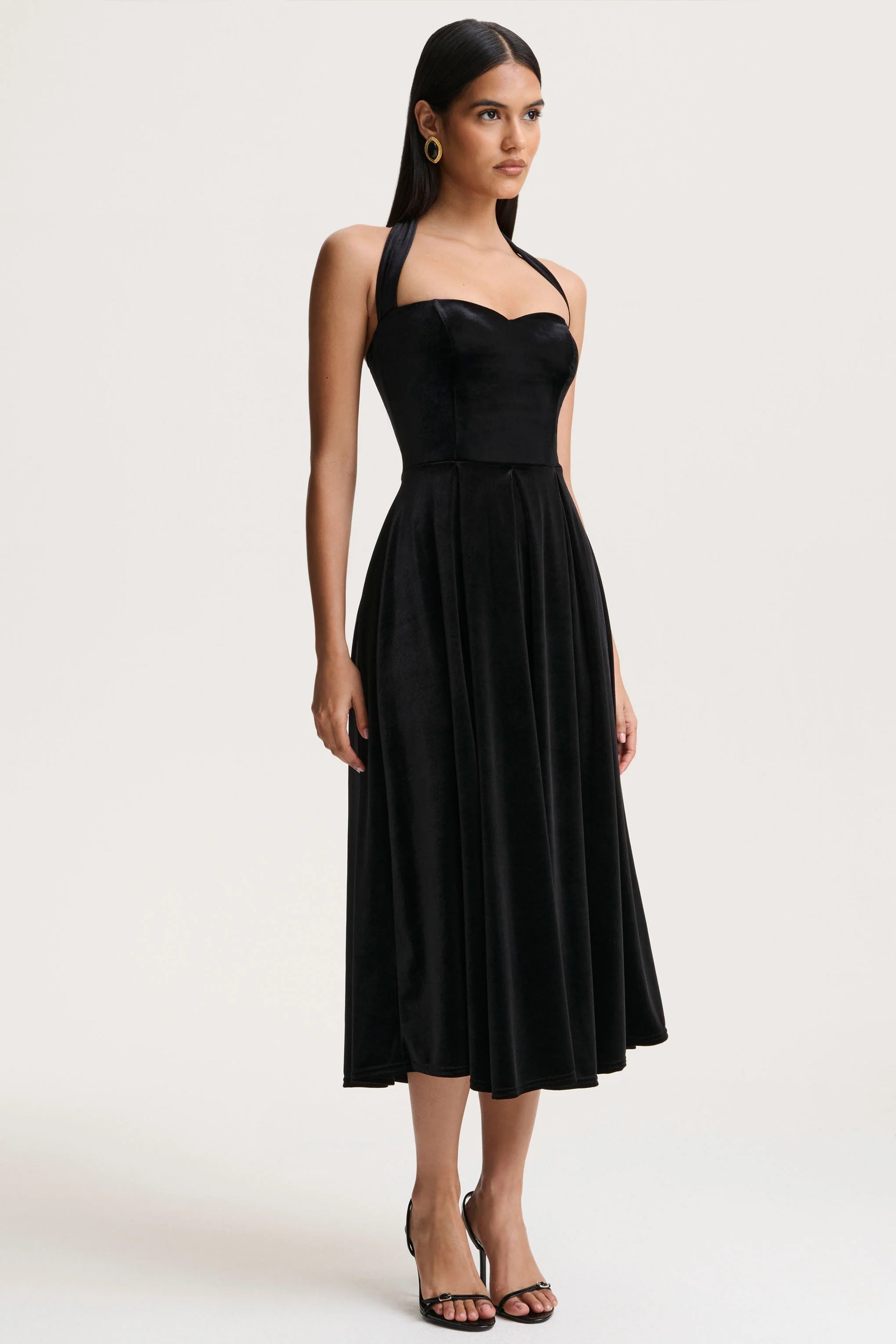 Esmeray | Black Velvet Sweetheart-Neck Midi Dress