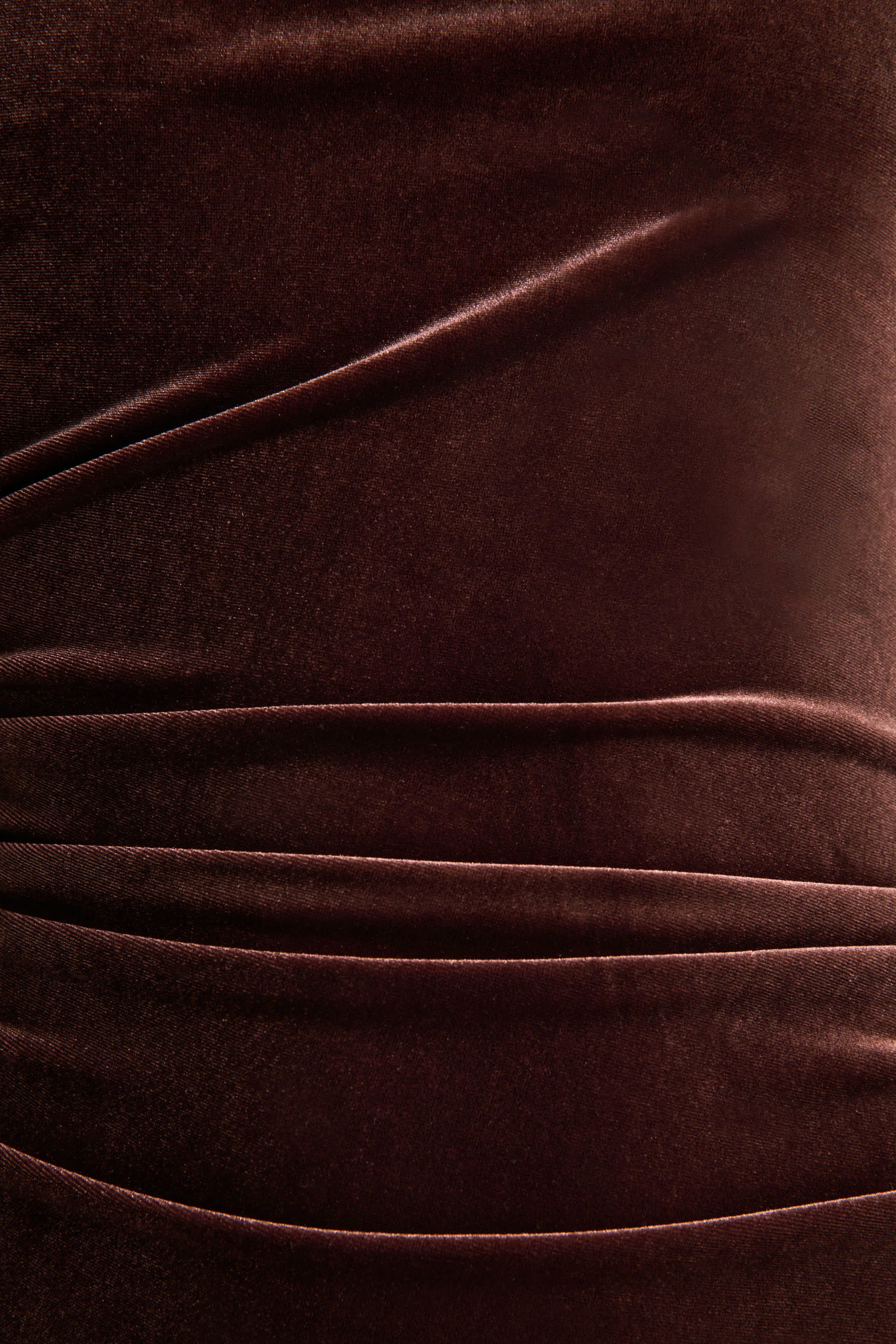 Novine | Brown Velvet High-Neck Midi Dress