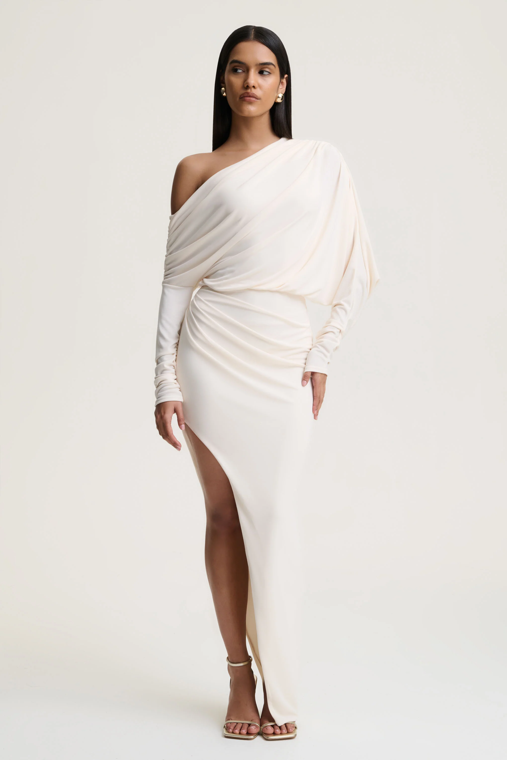 Olivia | Cream Asymmetric-Neck Maxi Dress With Ruched Detailing Asymmetric-Hem