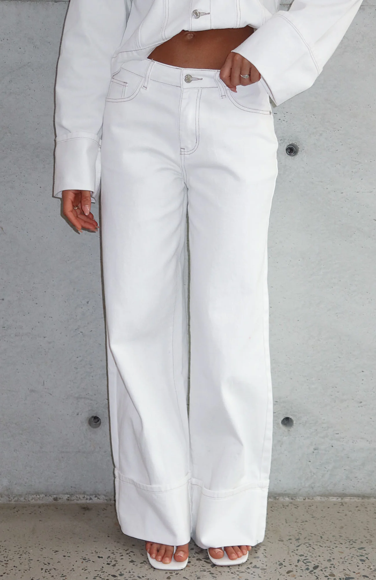 Charlotte Mid Rise Wide Leg Jeans Off White