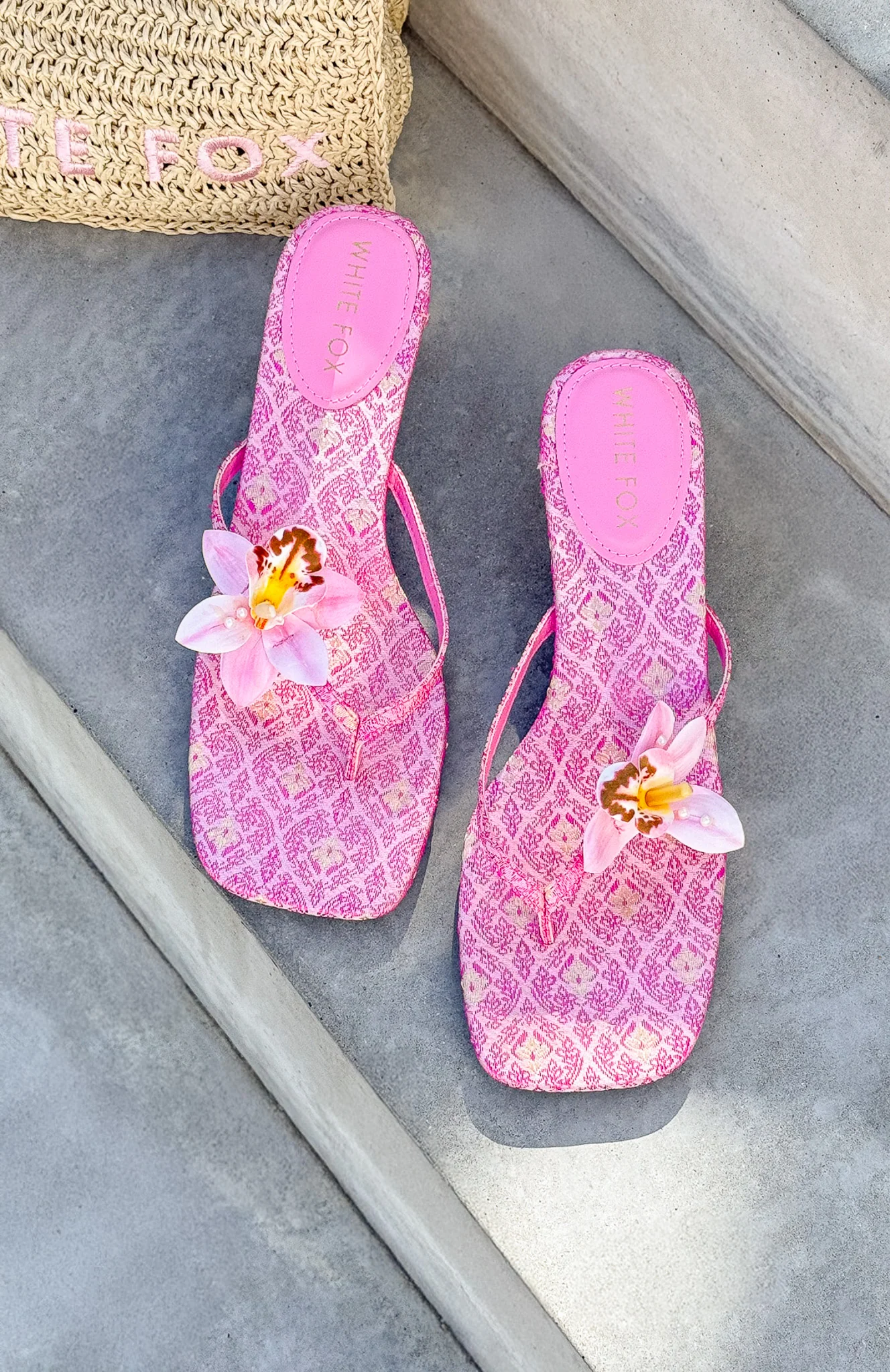 Rhea Orchid Thong Mules Pink