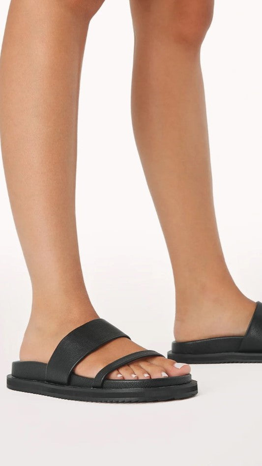 Tamia Slide - Black