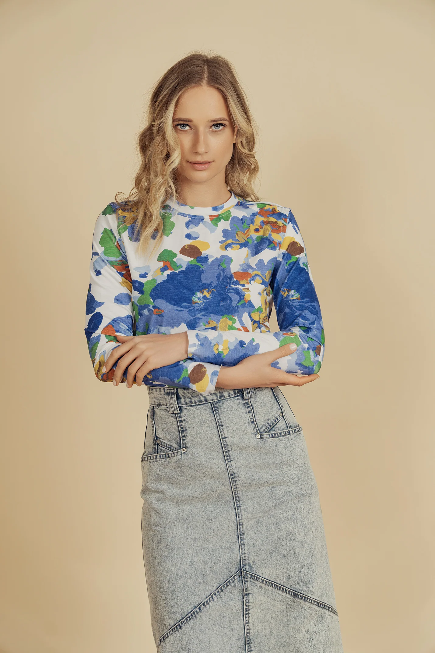 RAW SEAMED TEE-FLORAL