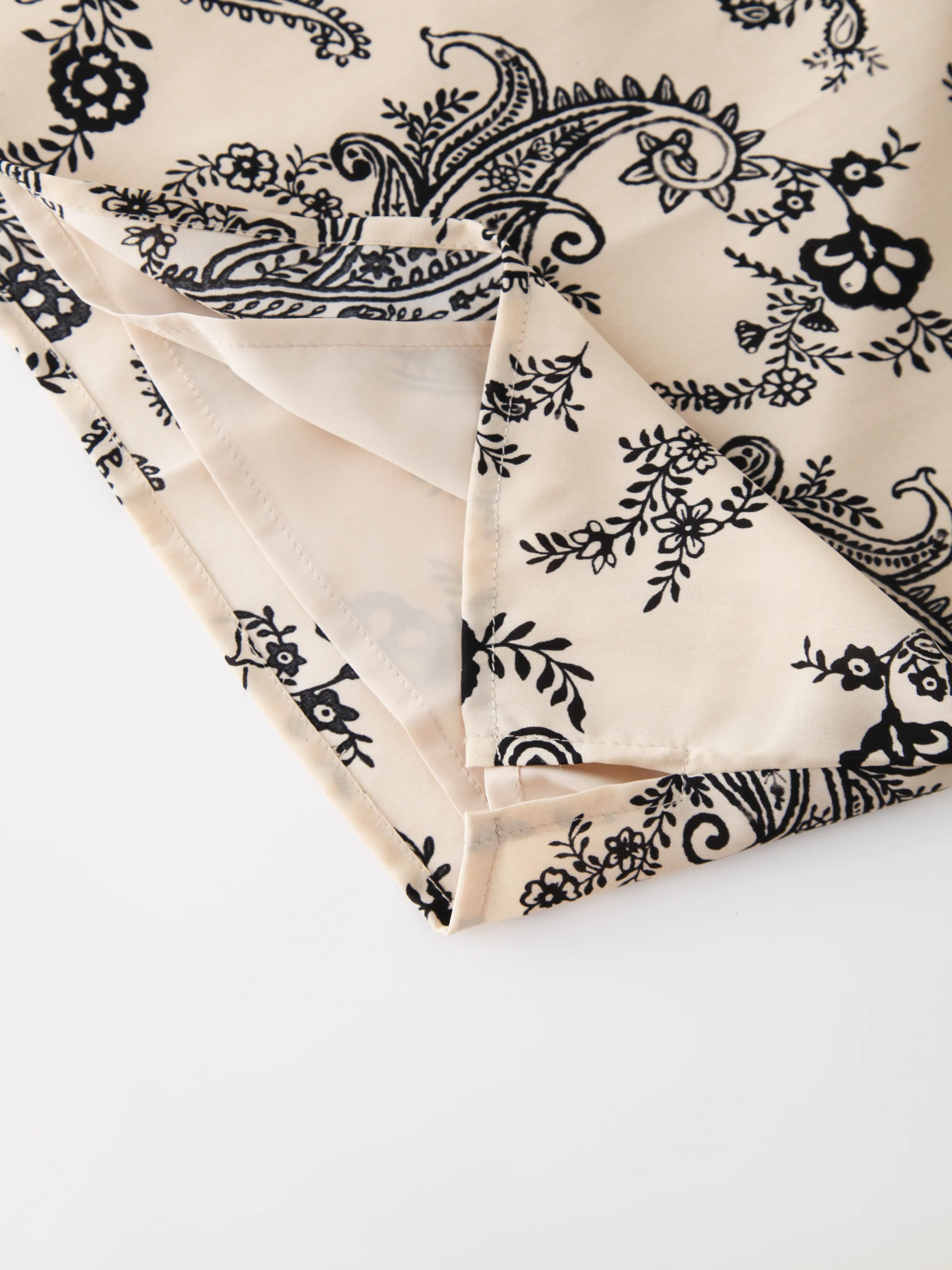 Sleeveless Crew Neck Dress-Bone Paisley
