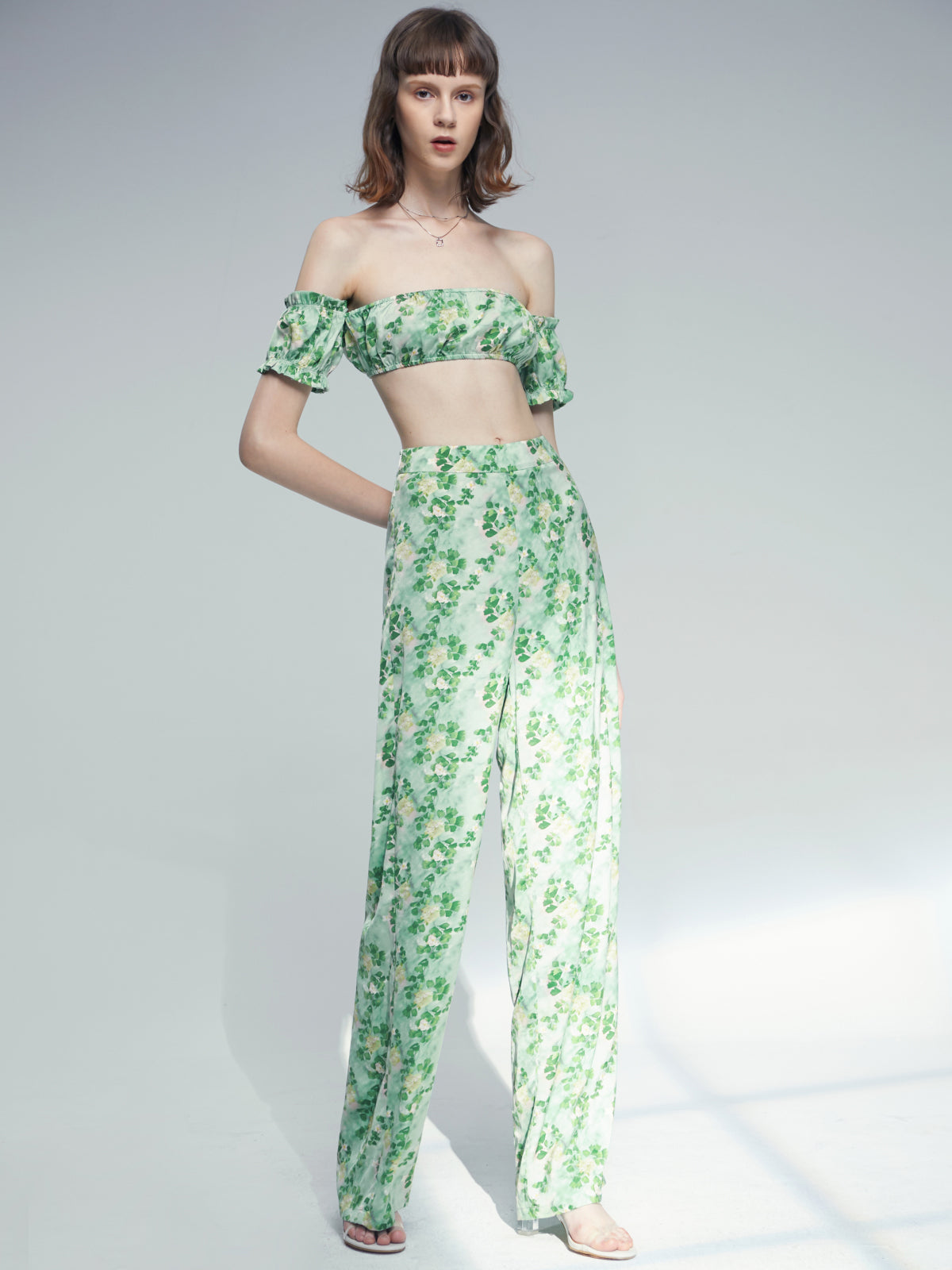 Thecomense - Off The Shoulder Tube Top And Wide Leg Printed Pants Set