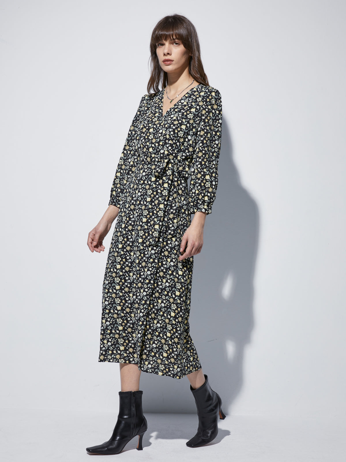 Thecomense - Long Sleeve V Neck Floral Slit Dress