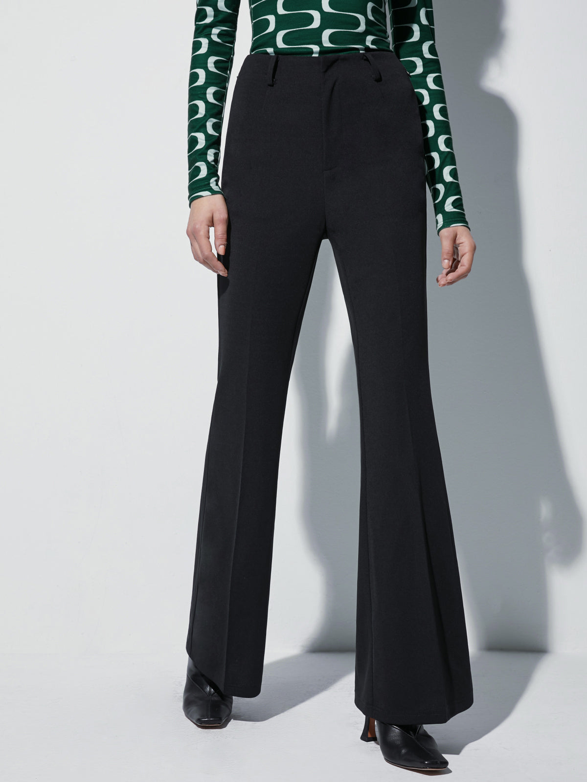 Thecomense - Essential High Waisted Flare Pants