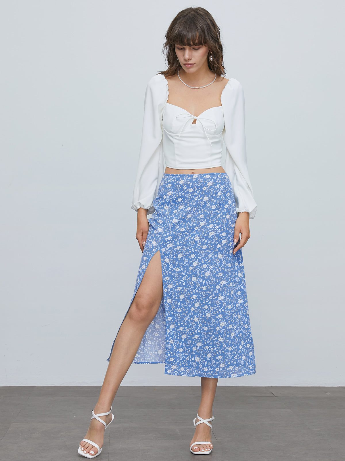Thecomense - Azure Daisy Fields Slit Skirt