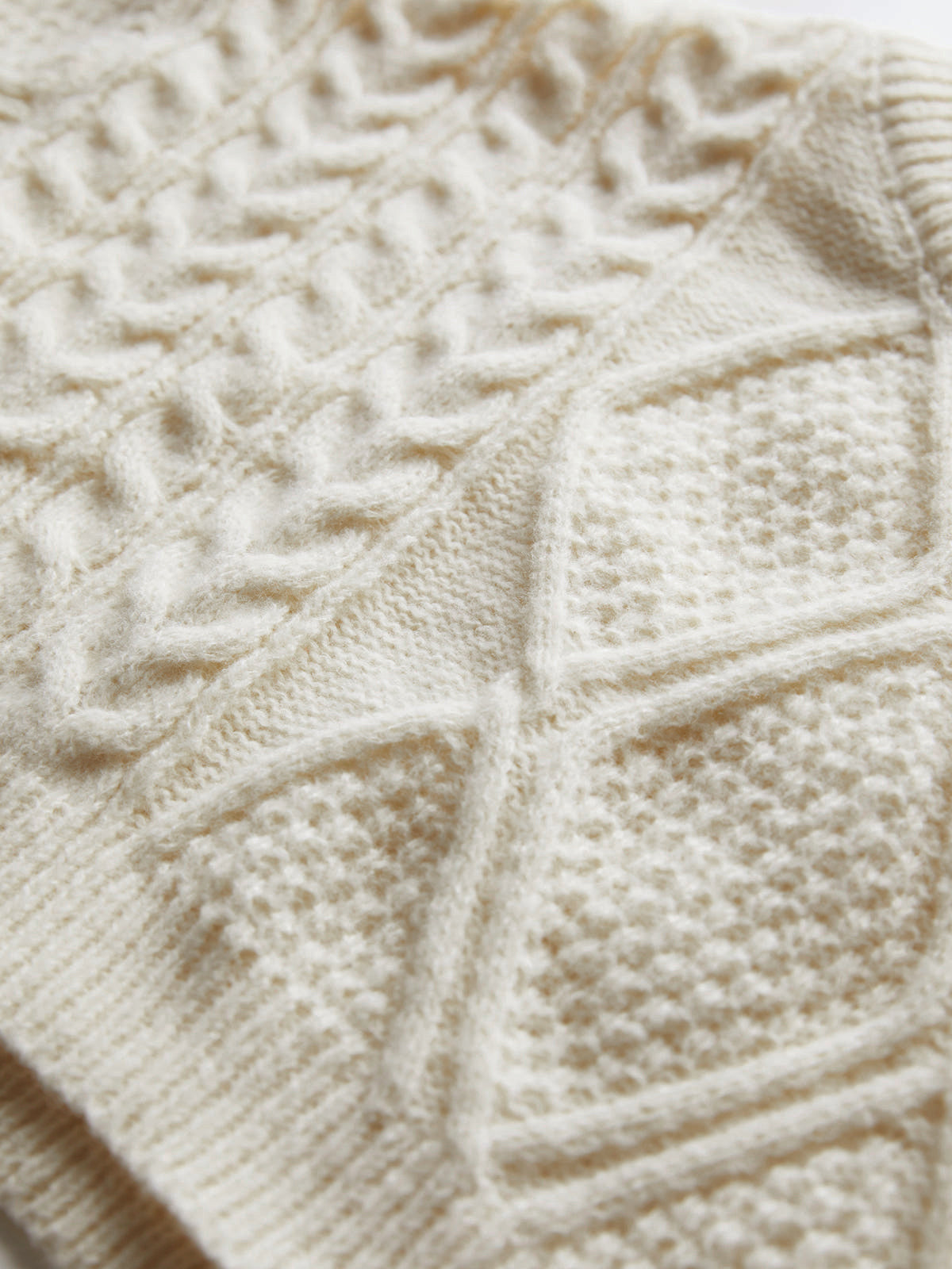 Thecomense - Ascension Cable Knit Cropped Sweater