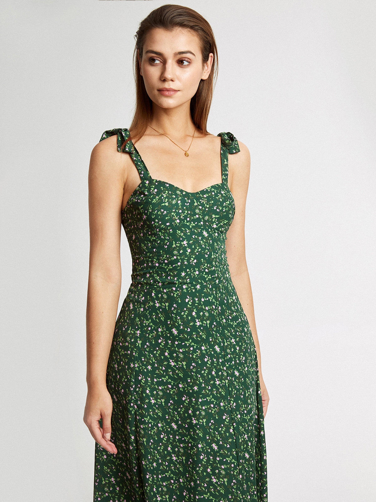 Thecomense - Sweetheart Garden Floral Midi Strap Dress
