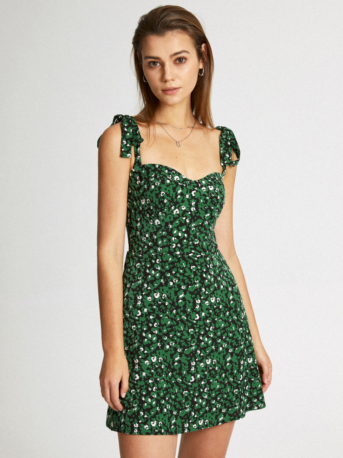 Thecomense - Sweetheart Tie Strap Garden Floral Mini Dress