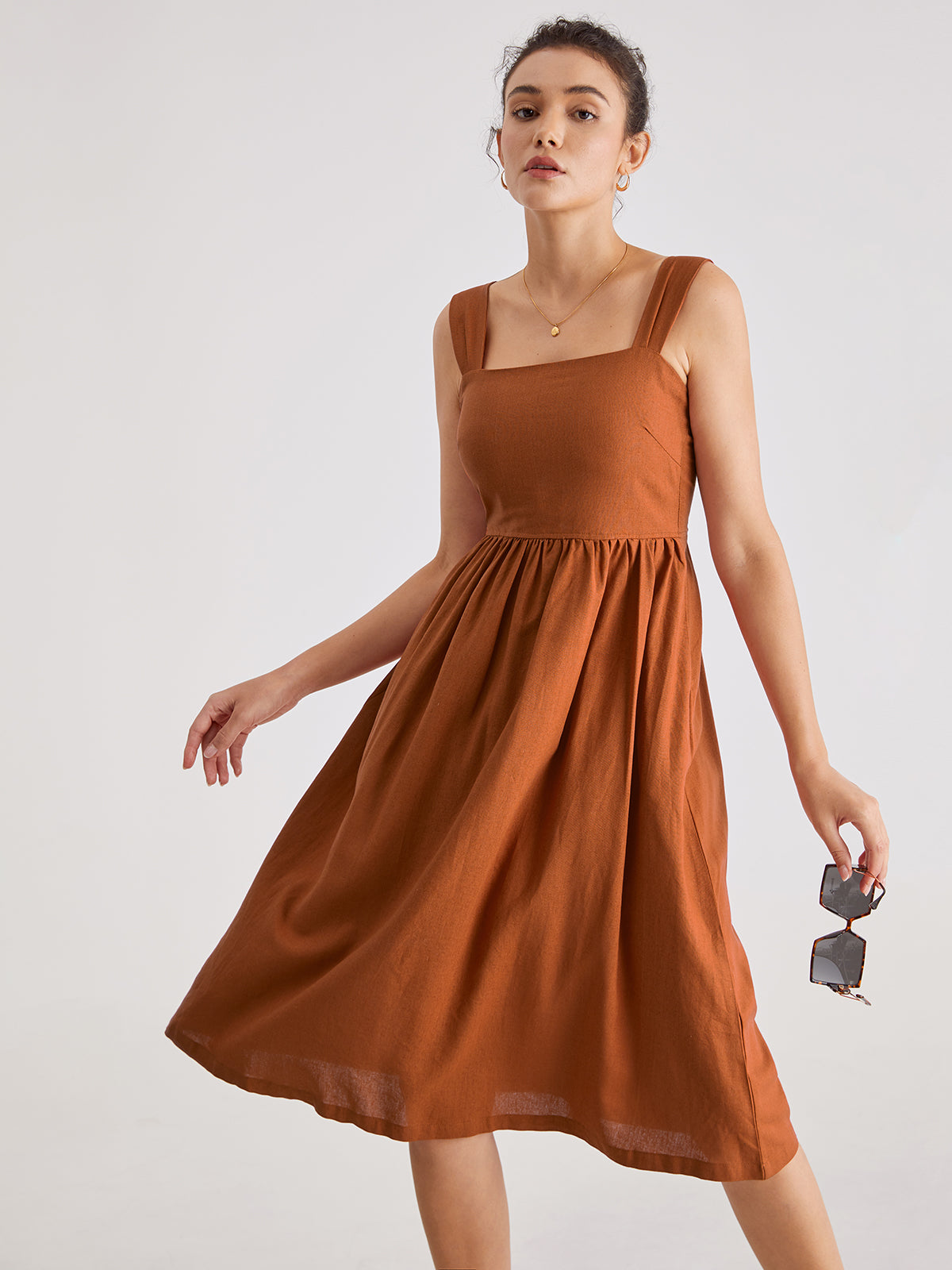 Thecomense - Square Neck A Line Pleat Strap Dress