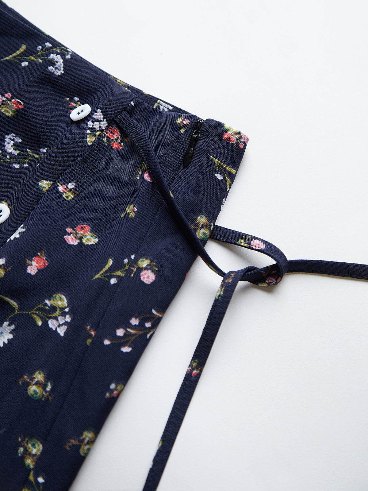 Thecomense - Ditsy Flora Skirt
