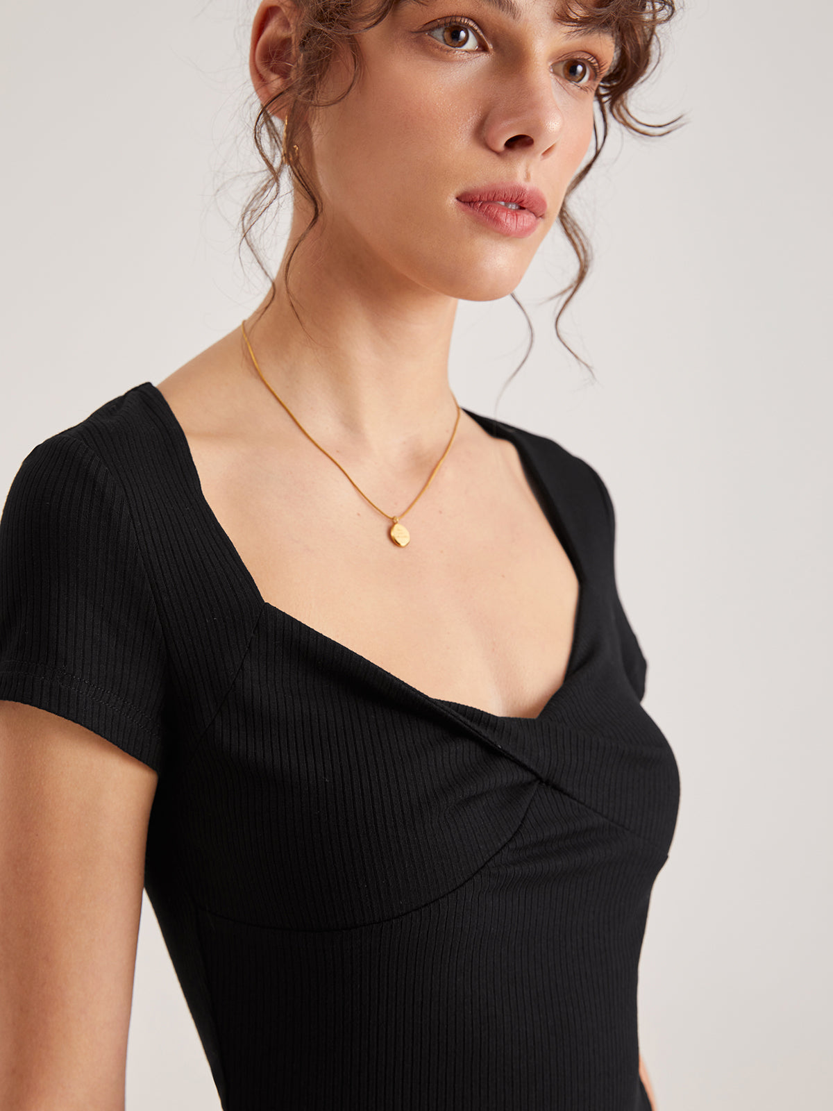 Thecomense - Twist Front Short Sleeve Everyday T-Shirt