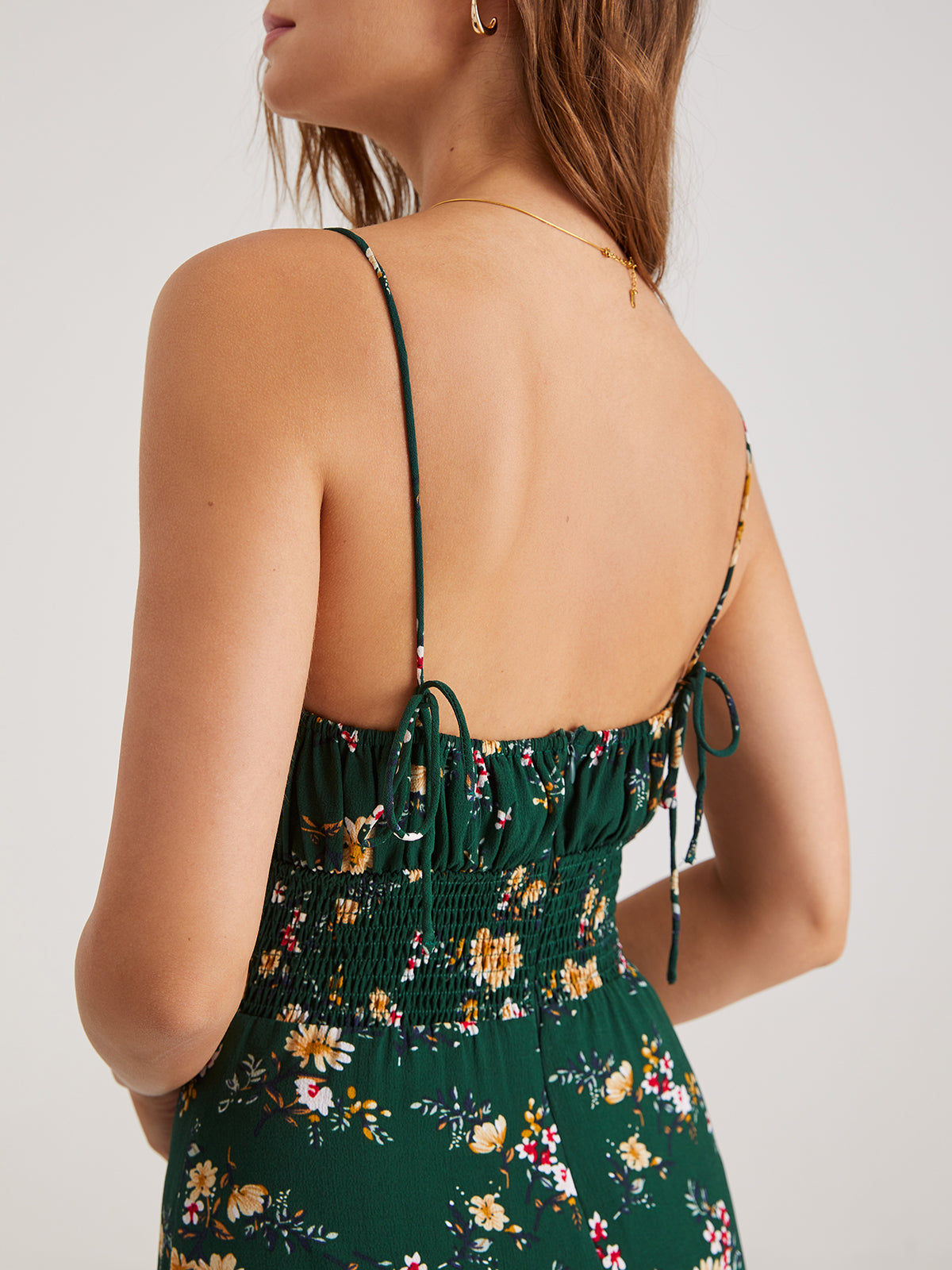 Thecomense - Emerald Green V-Neck Ruffle Hem Mini Dress