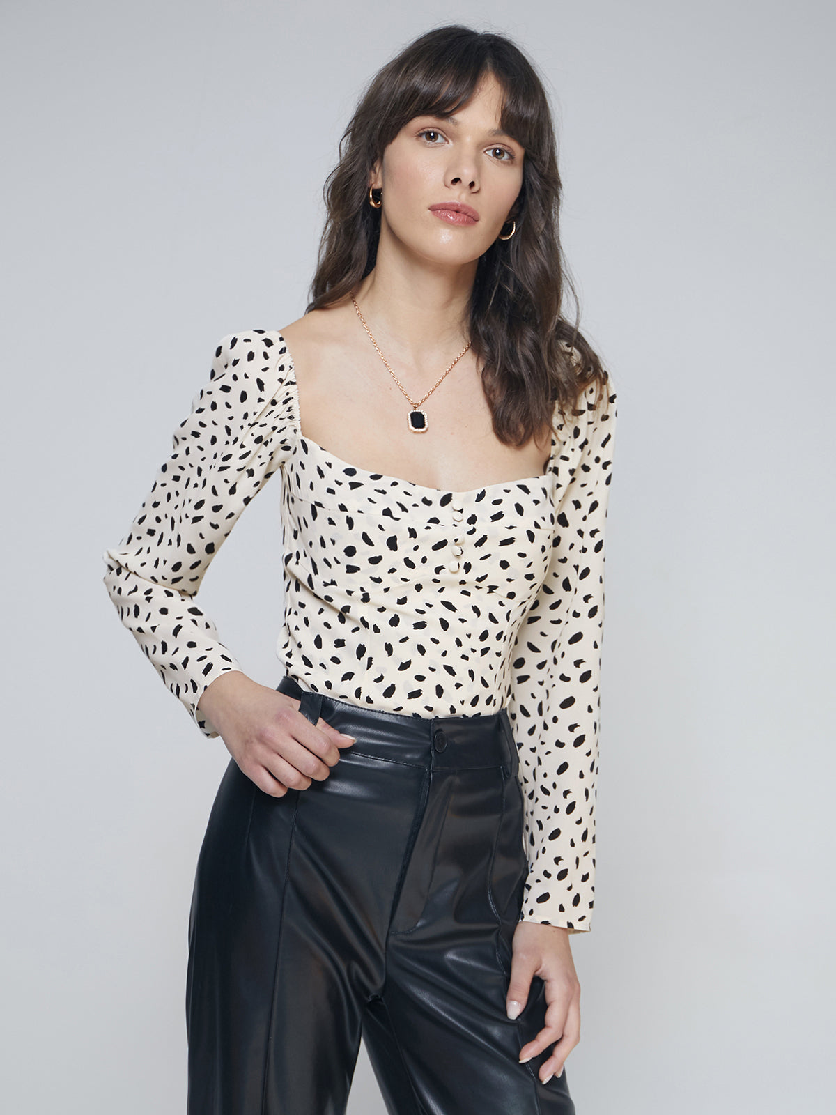 Thecomense - Fitted Long Sleeve Square Neck Floral Top