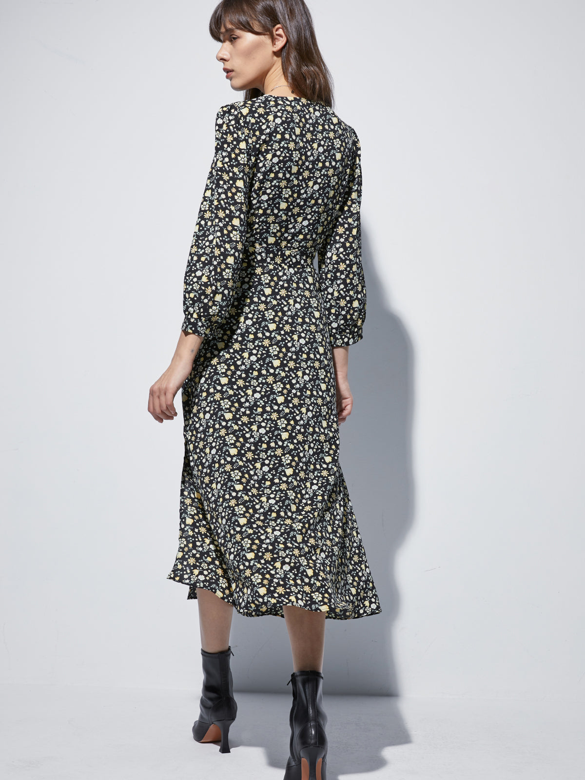Thecomense - Long Sleeve V Neck Floral Slit Dress
