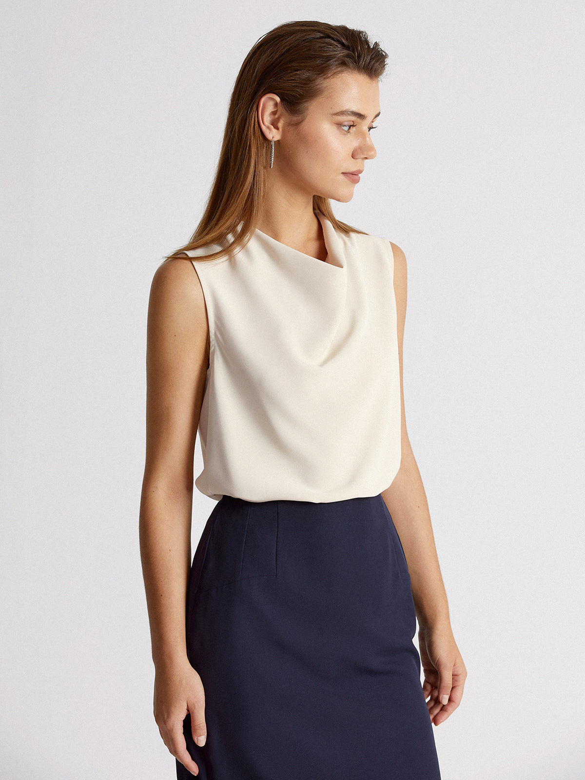 Thecomense - Cowl Neck Sleeveless Top