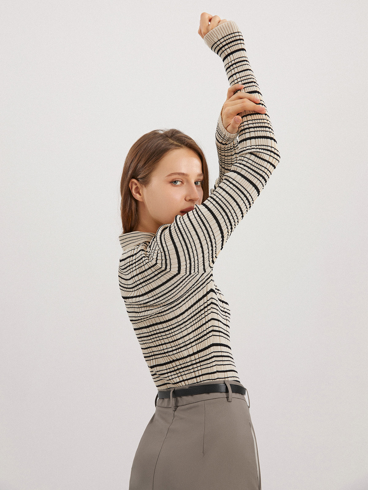 Thecomense - Musical Notation Knit Top